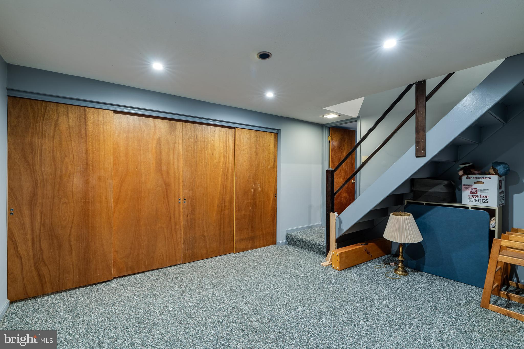 CAMBRIDGE VILLAGE - Residential