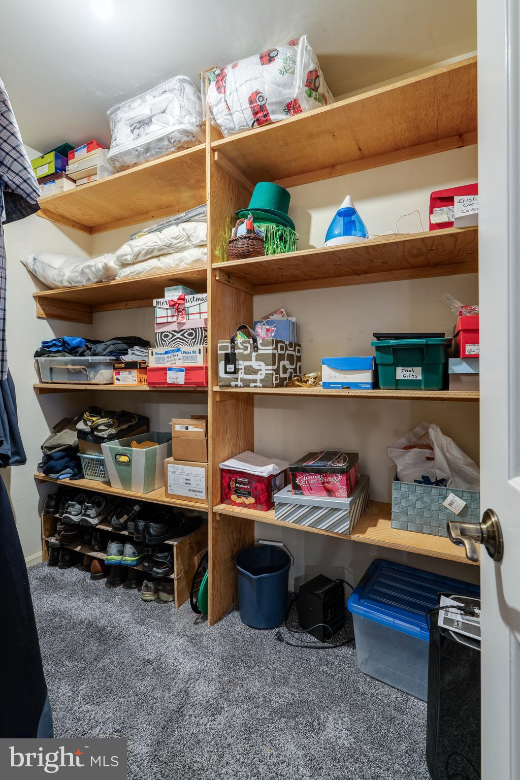 CAMBRIDGE VILLAGE - Residential