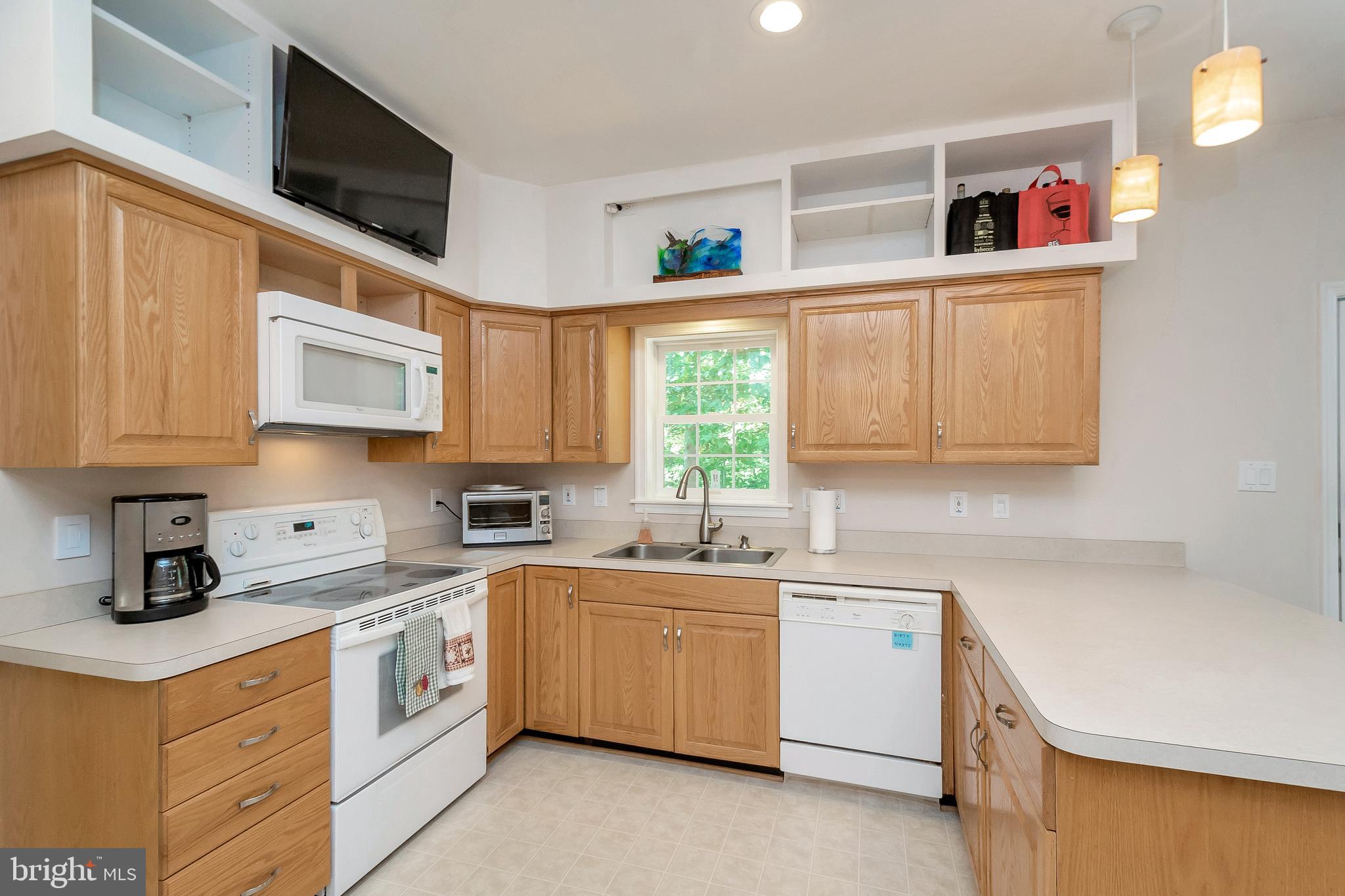 LAKE OF THE WOODS - Residential