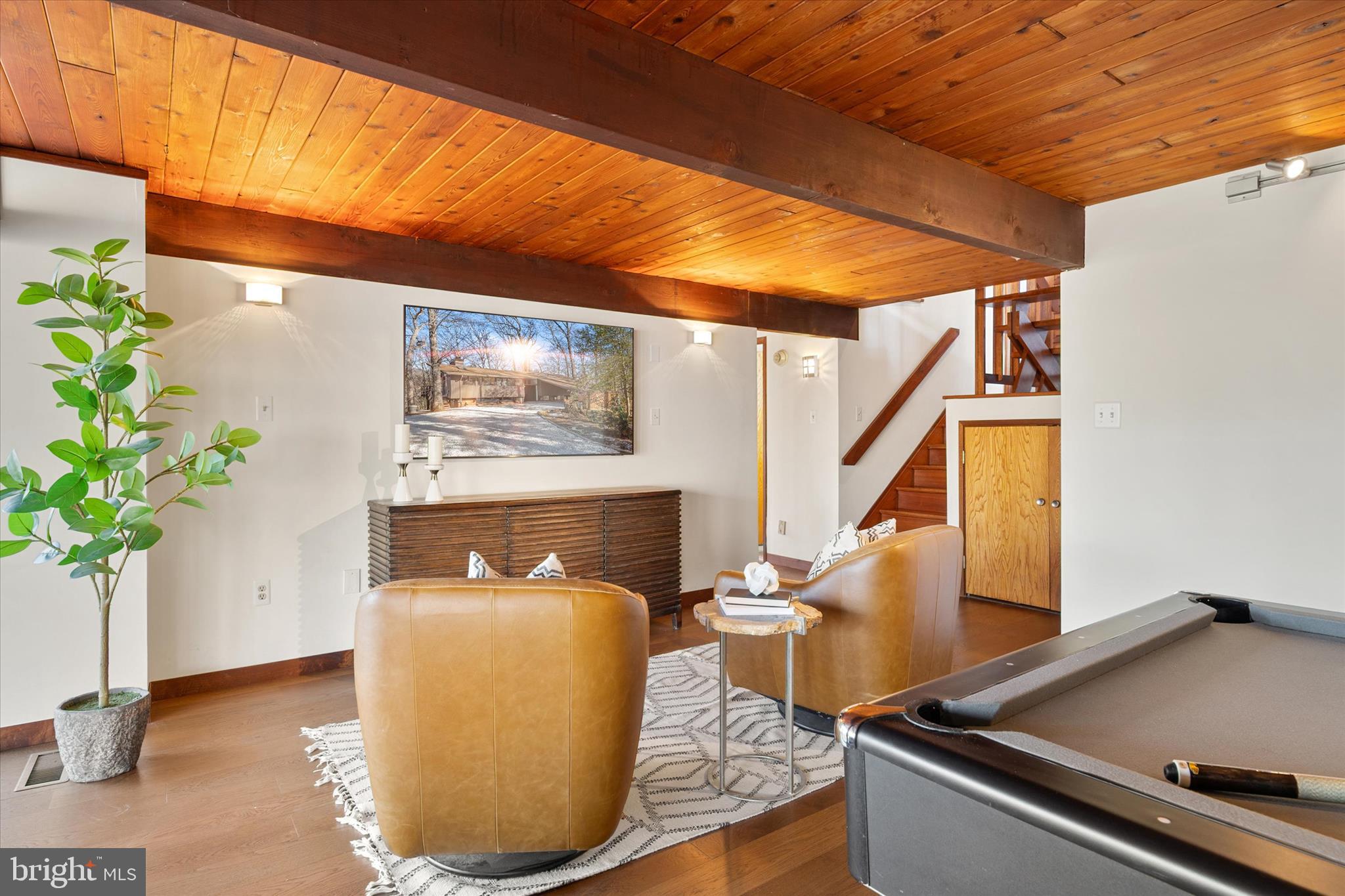 DOWNS ON THE SEVERN - Residential