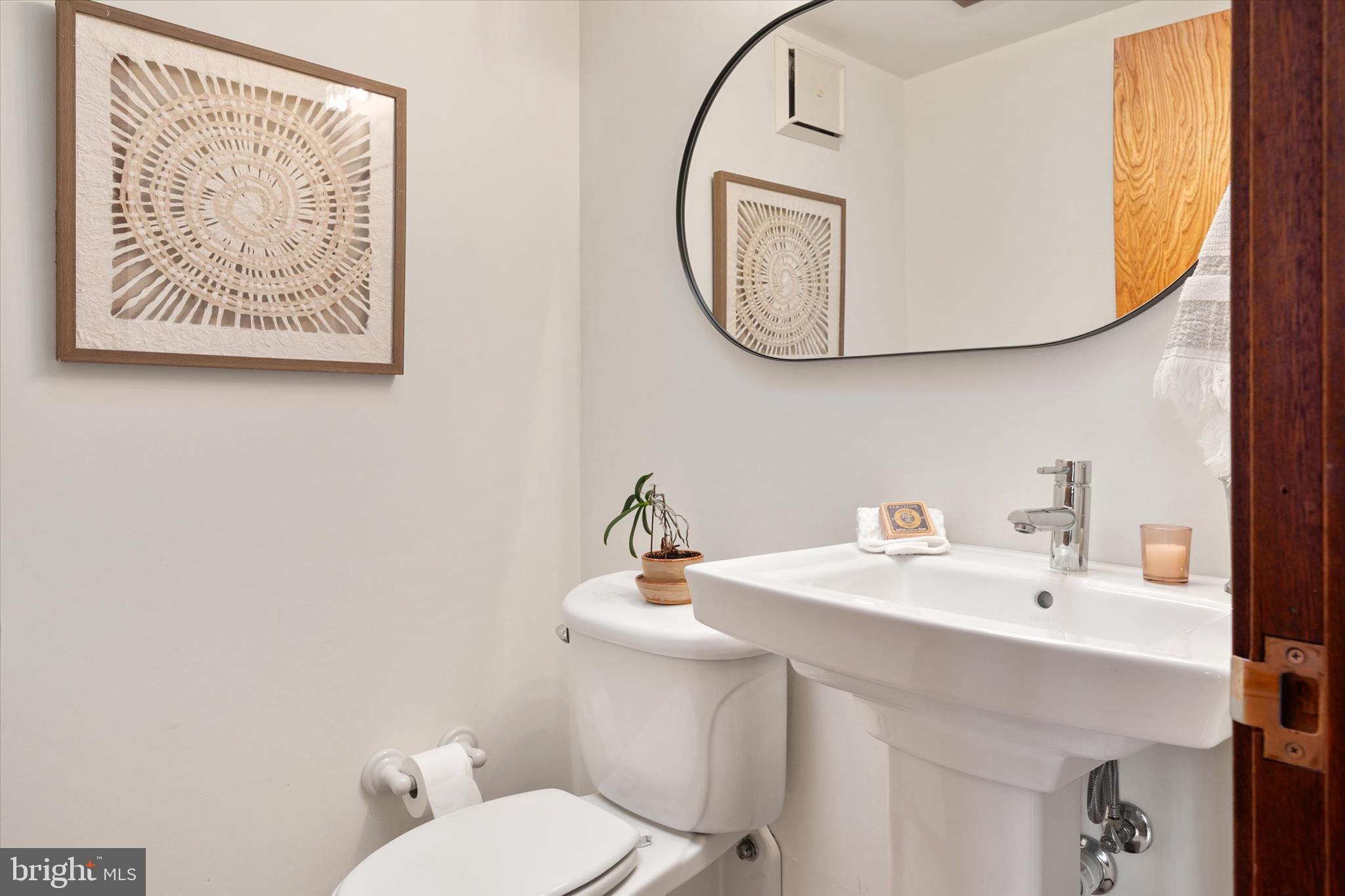 DOWNS ON THE SEVERN - Residential