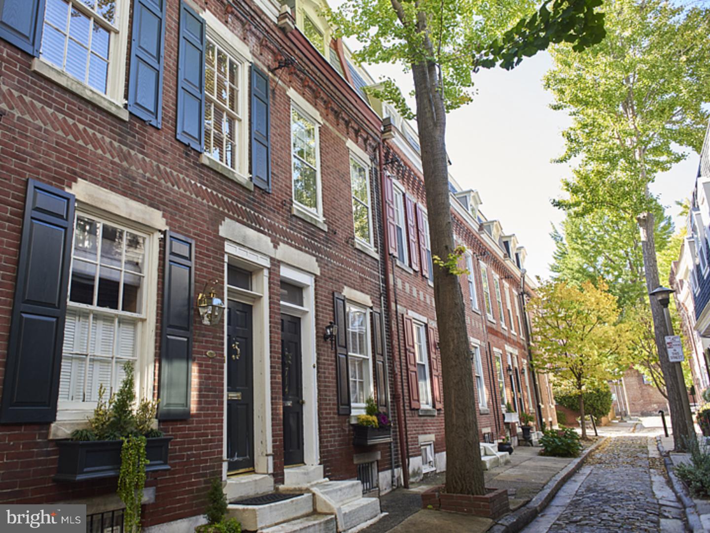 WASHINGTON SQ WEST - Residential