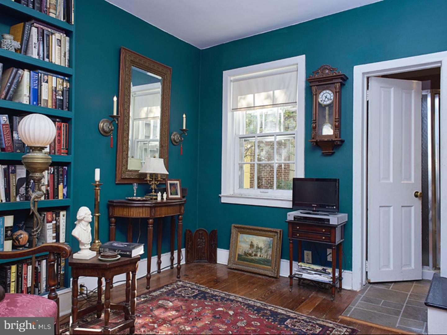 WASHINGTON SQ WEST - Residential