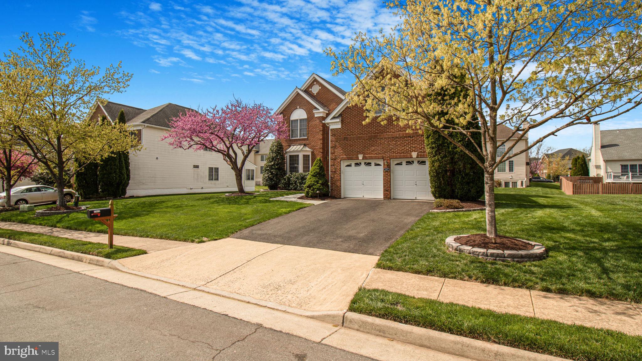22677 CRICKET HILL COURT