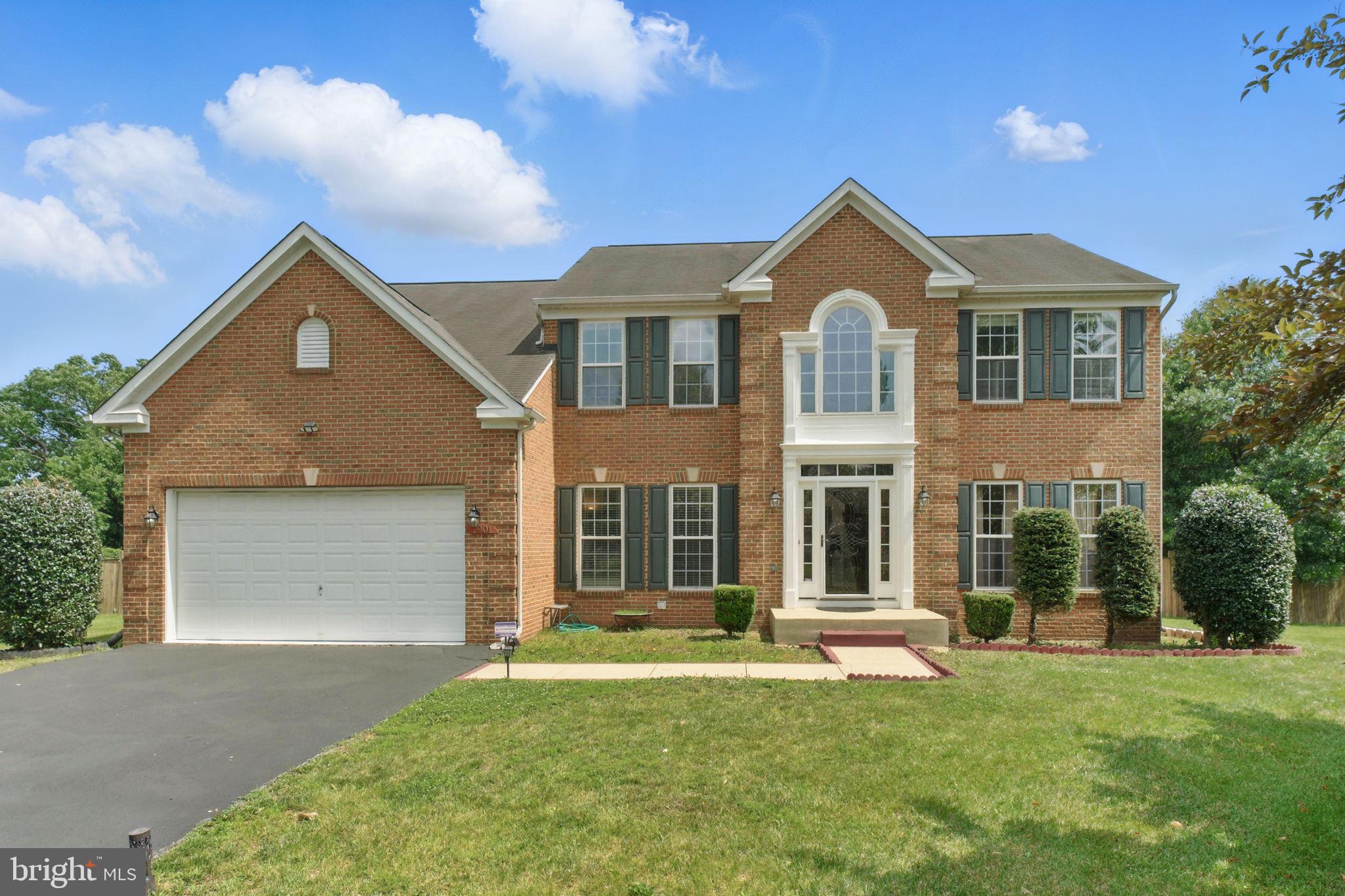 7901 WEBSTER LANE