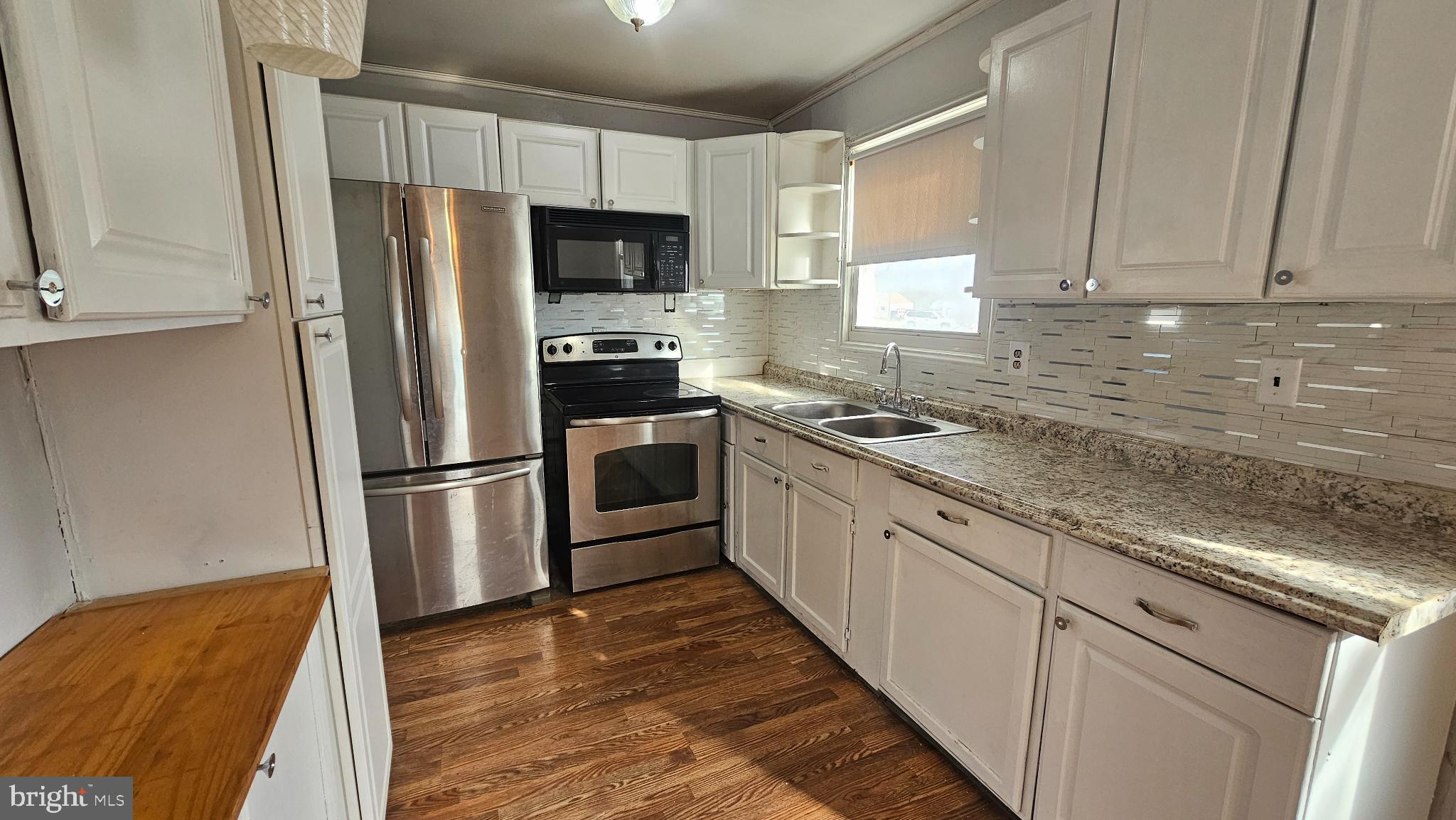 WILM MANOR GARDENS - Residential