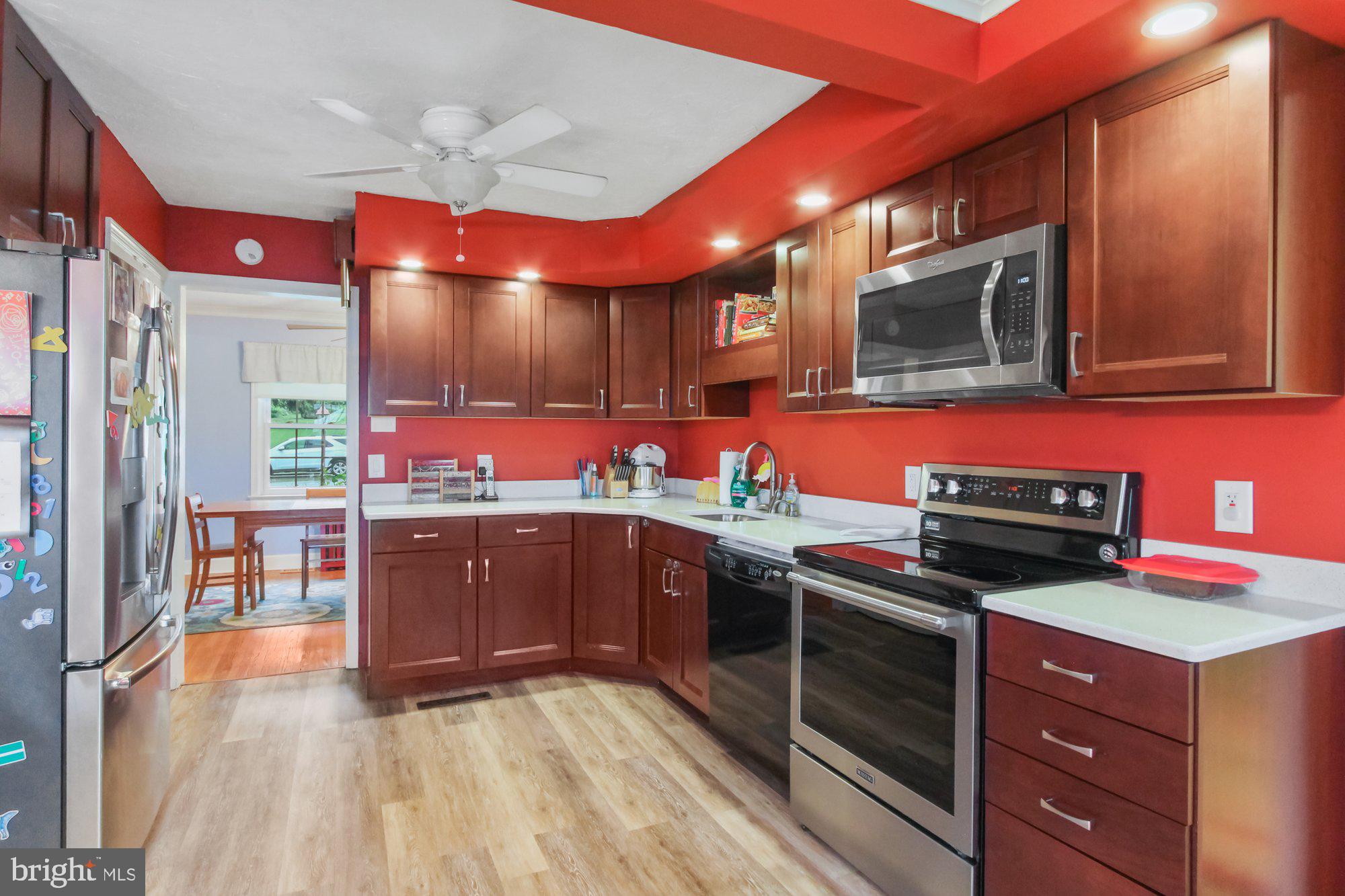 SPRINGDALE - Residential