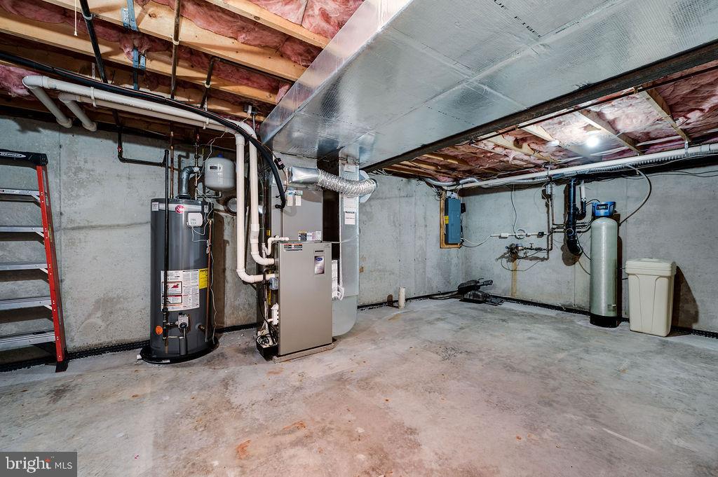 GRIST MILL FARMS - Residential