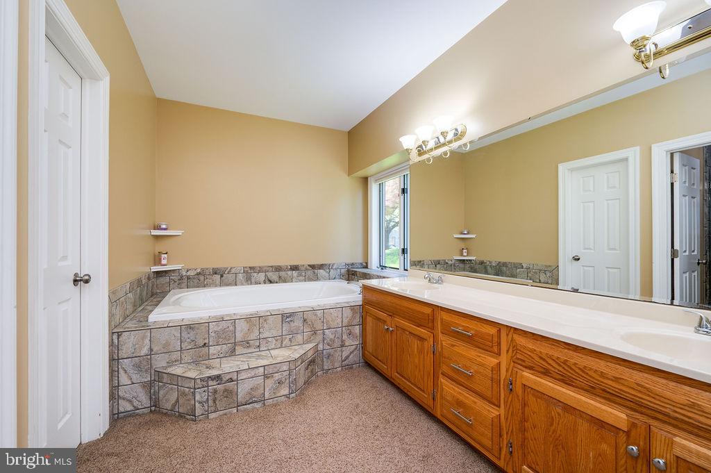 GRIST MILL FARMS - Residential