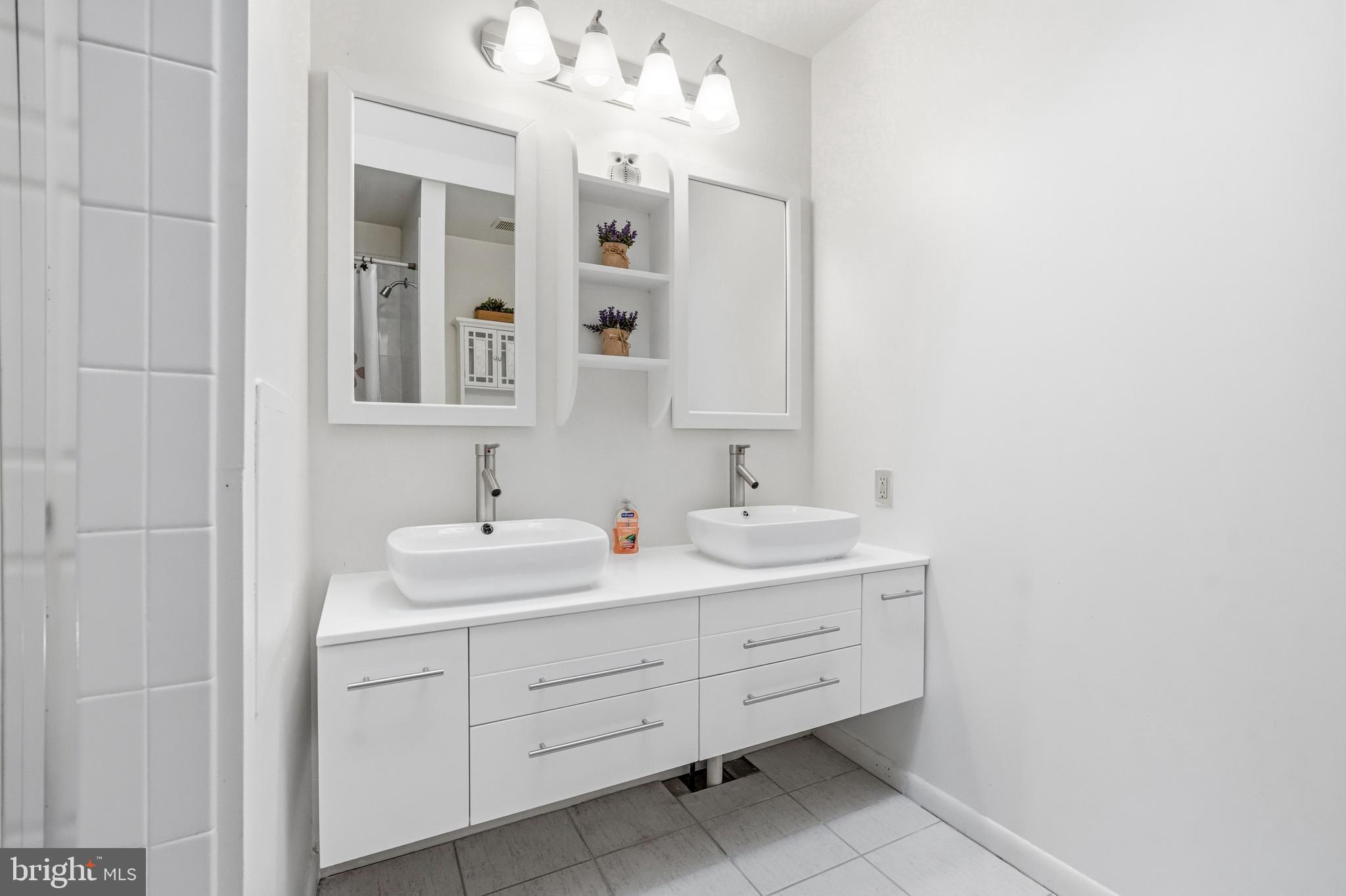 COLDSTREAM - Residential