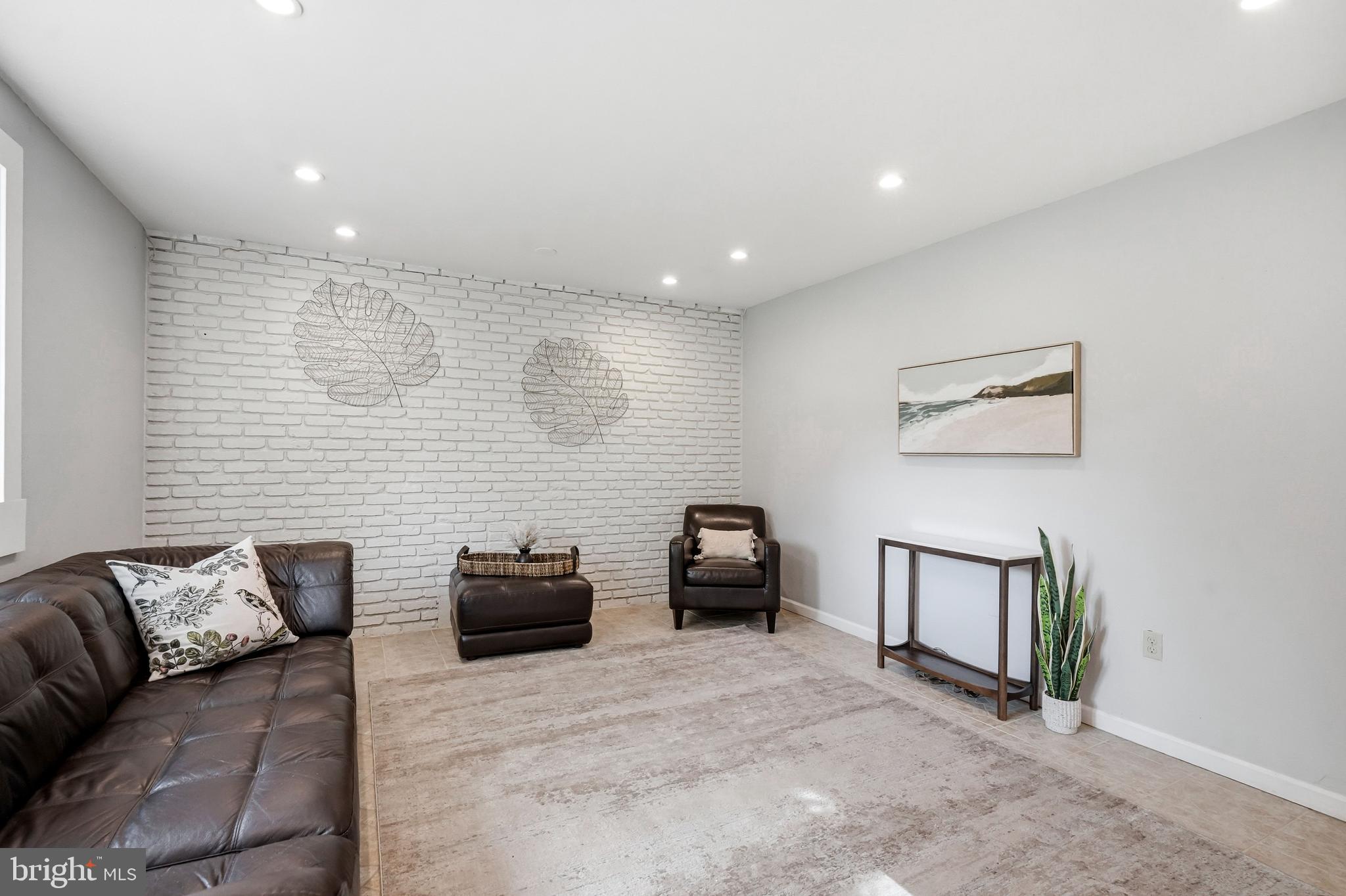 COLDSTREAM - Residential
