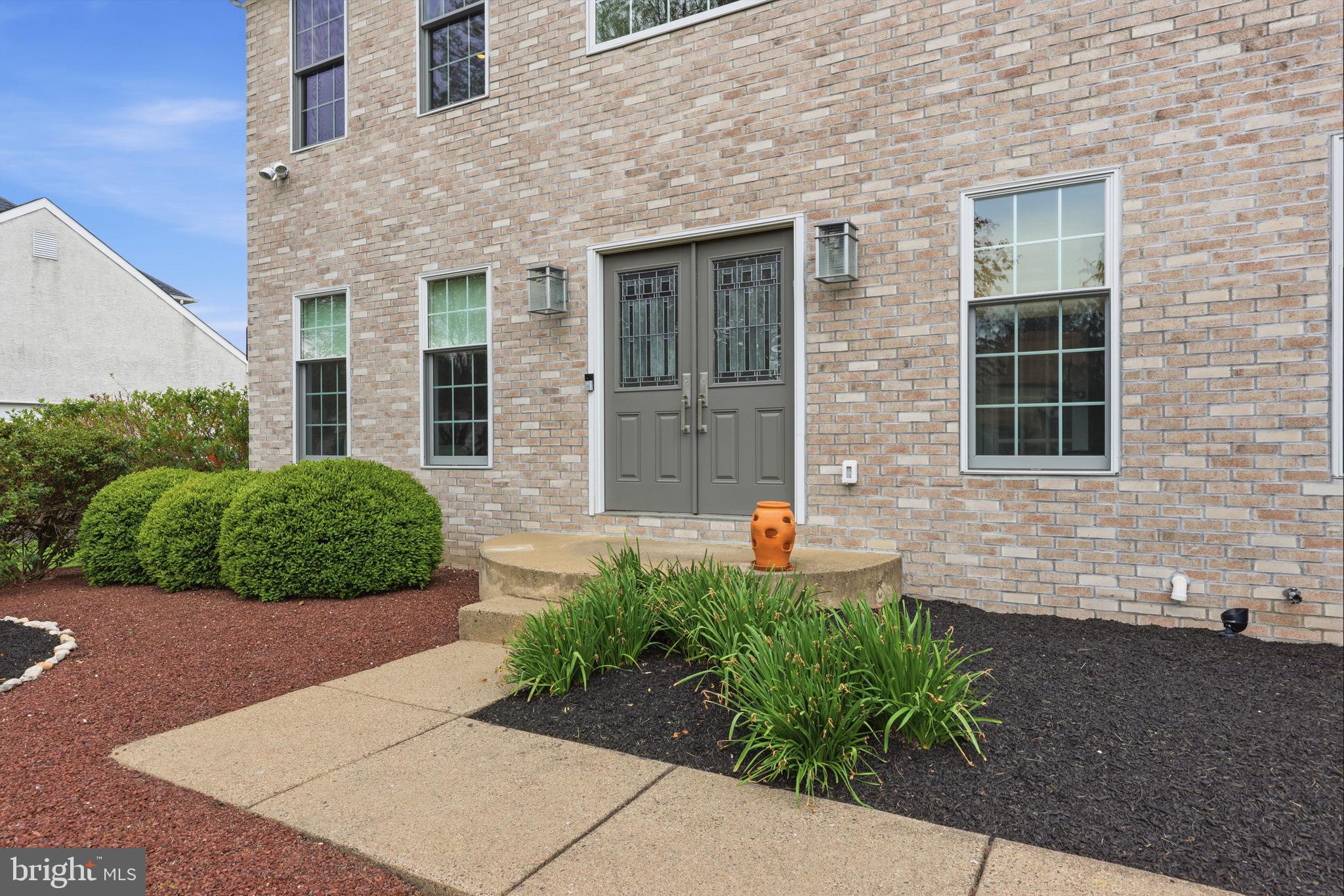 NORTHAMPTON ESTS - Residential