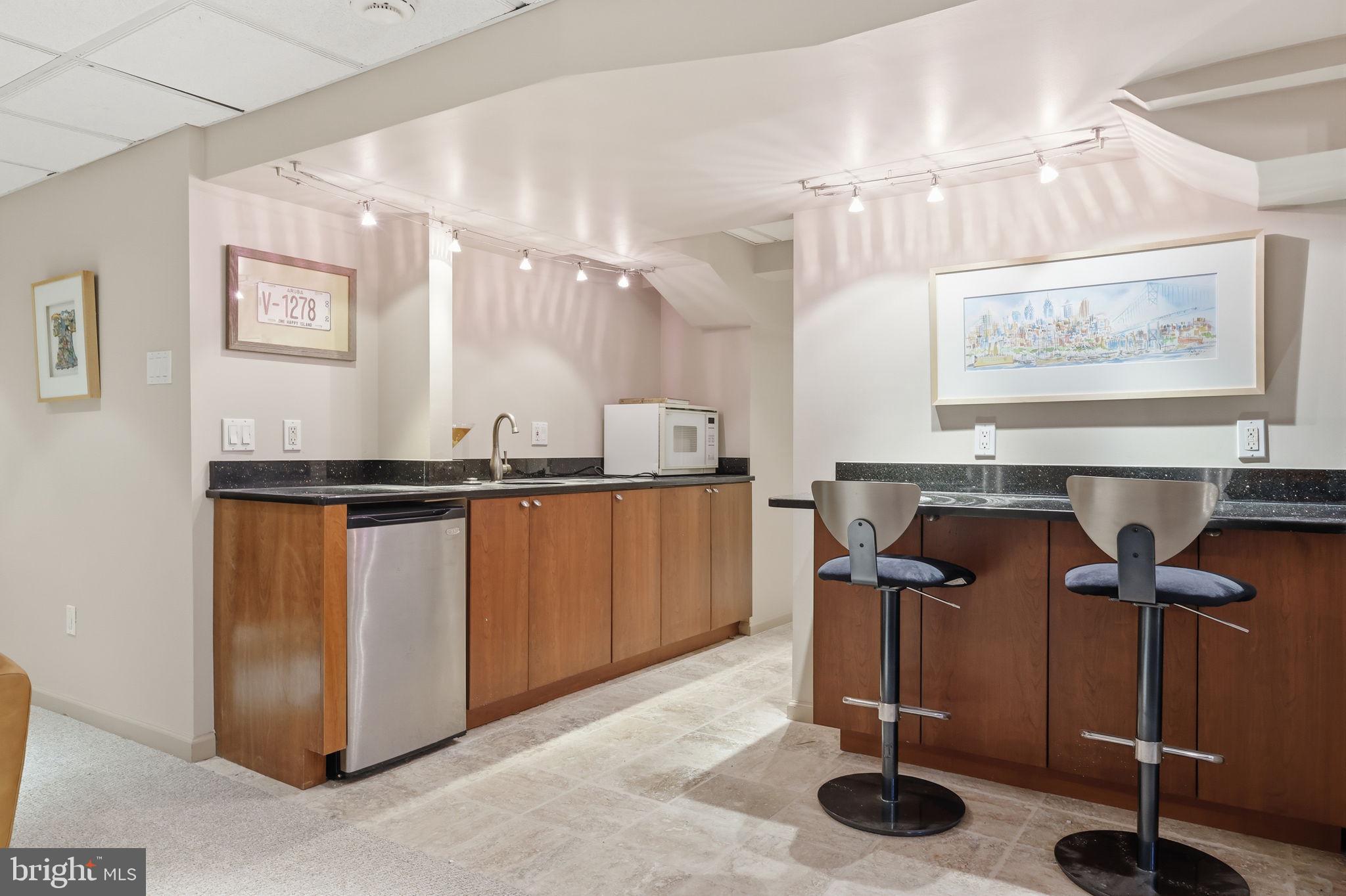 NORTHAMPTON ESTS - Residential