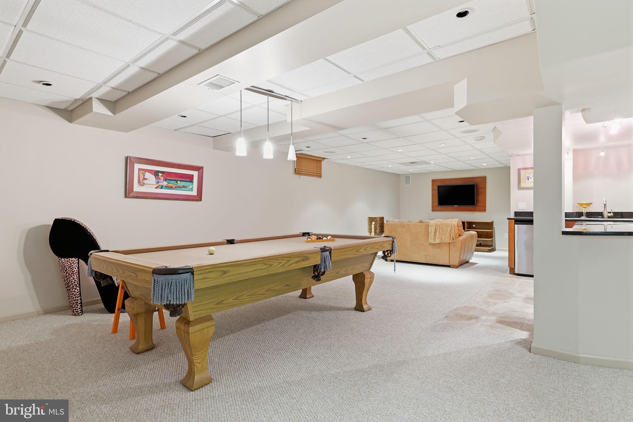 NORTHAMPTON ESTS - Residential