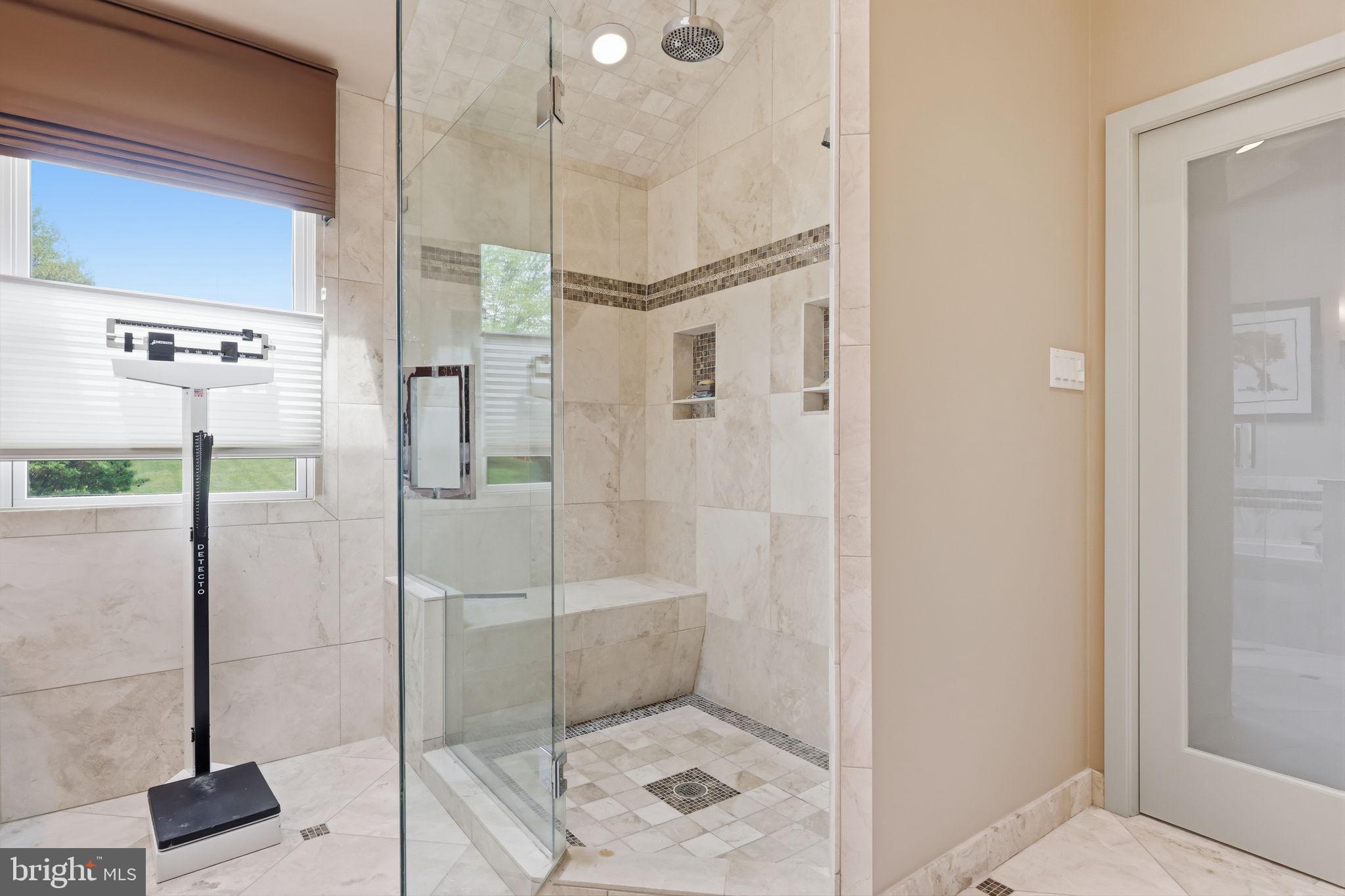 NORTHAMPTON ESTS - Residential