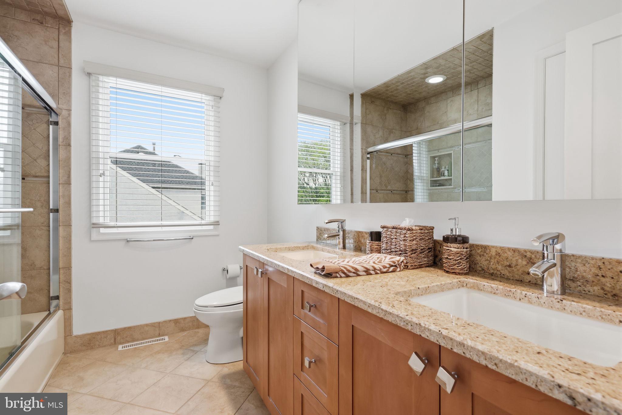 NORTHAMPTON ESTS - Residential