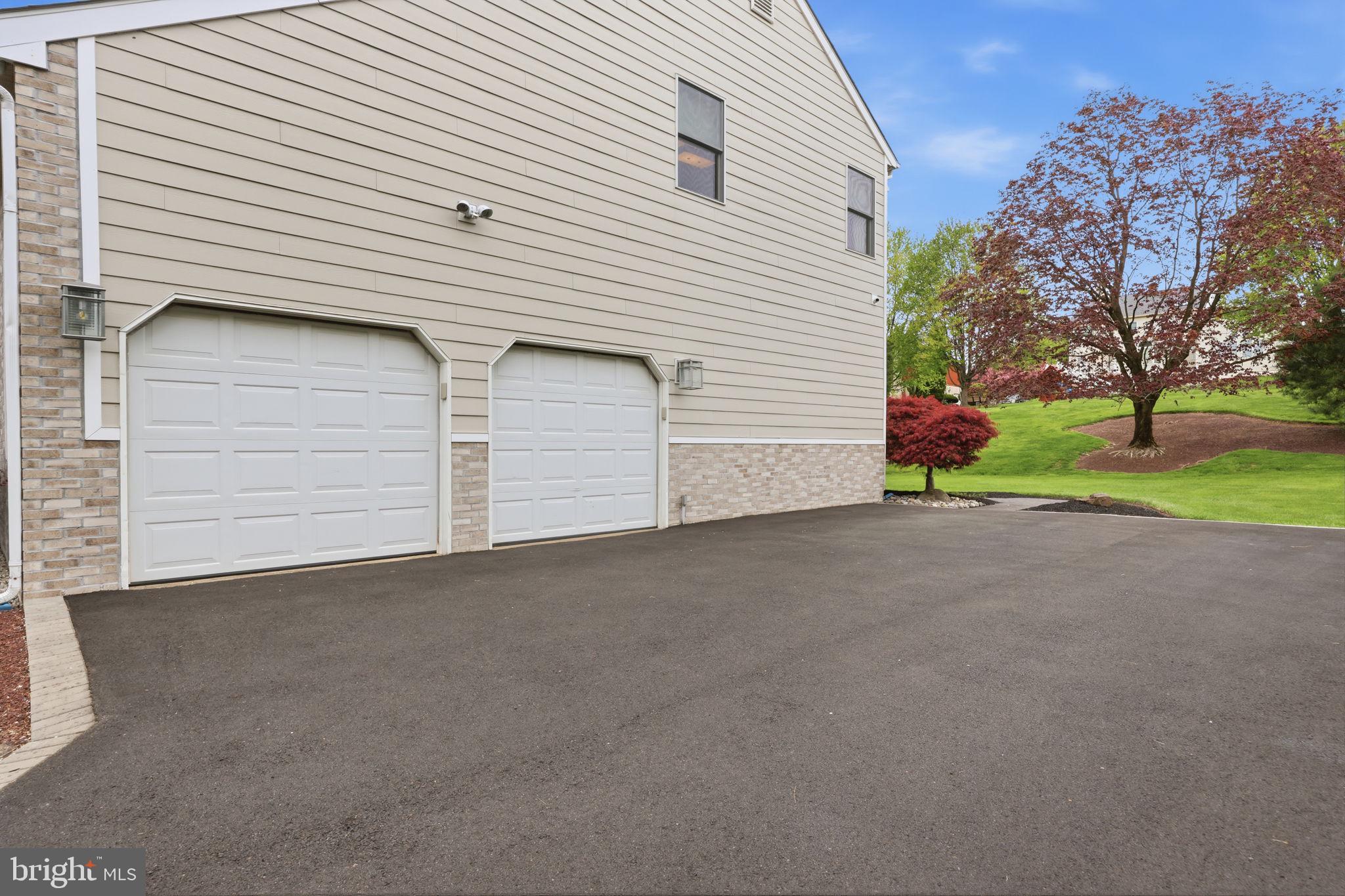 NORTHAMPTON ESTS - Residential