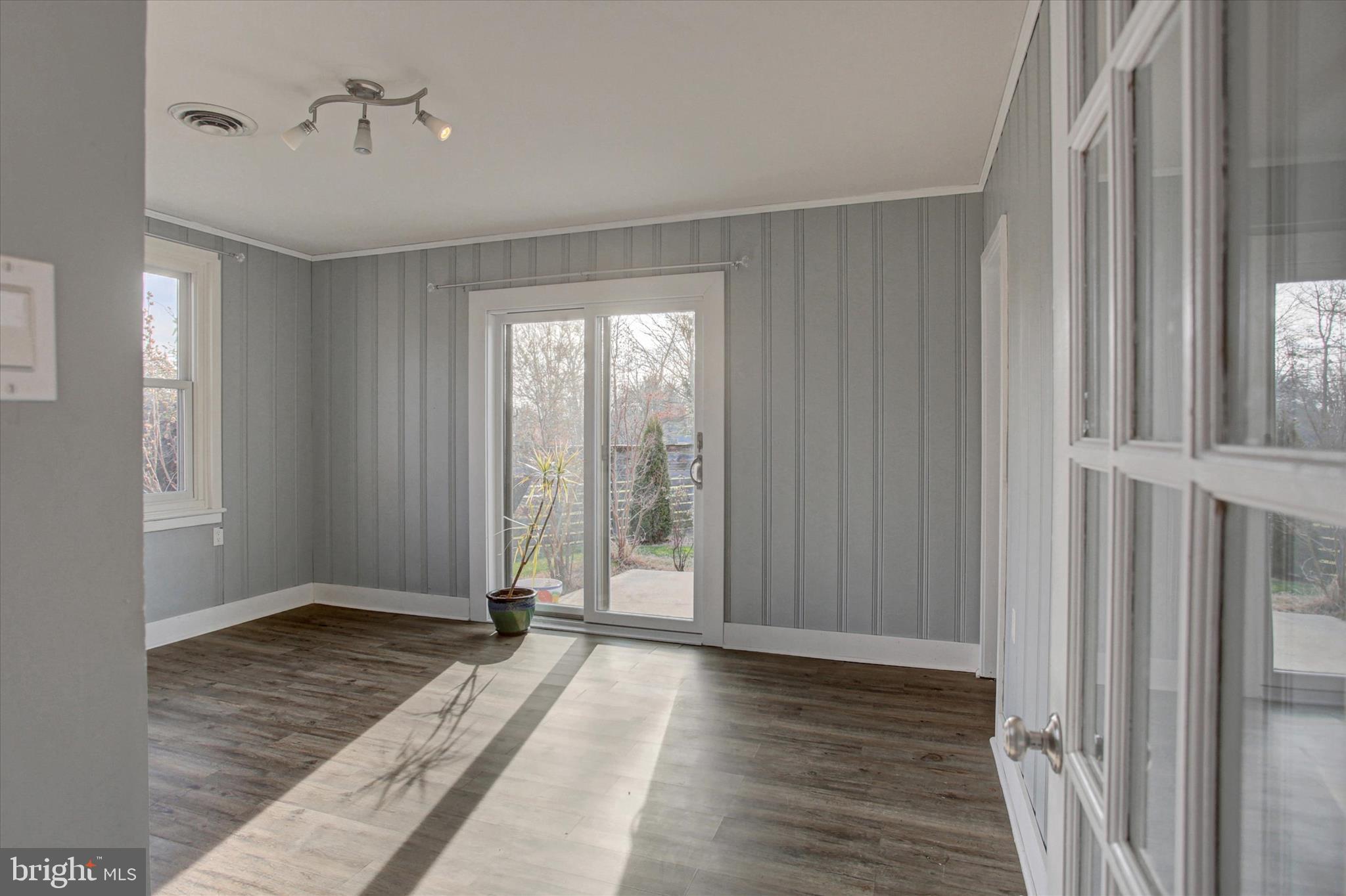 FOUNTAIN HEAD - Residential