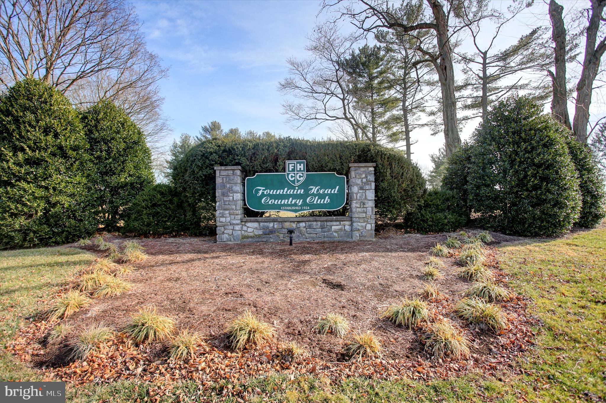 FOUNTAIN HEAD - Residential