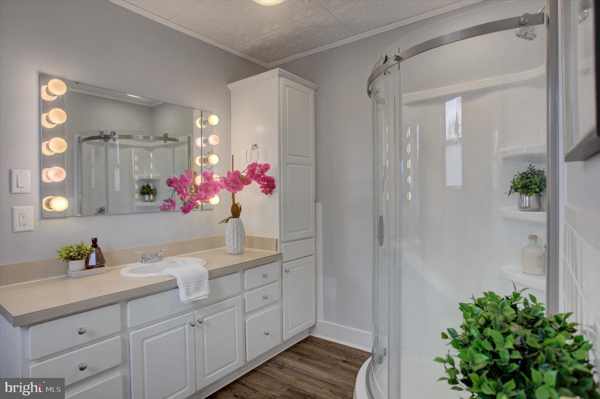 FOUNTAIN HEAD - Residential