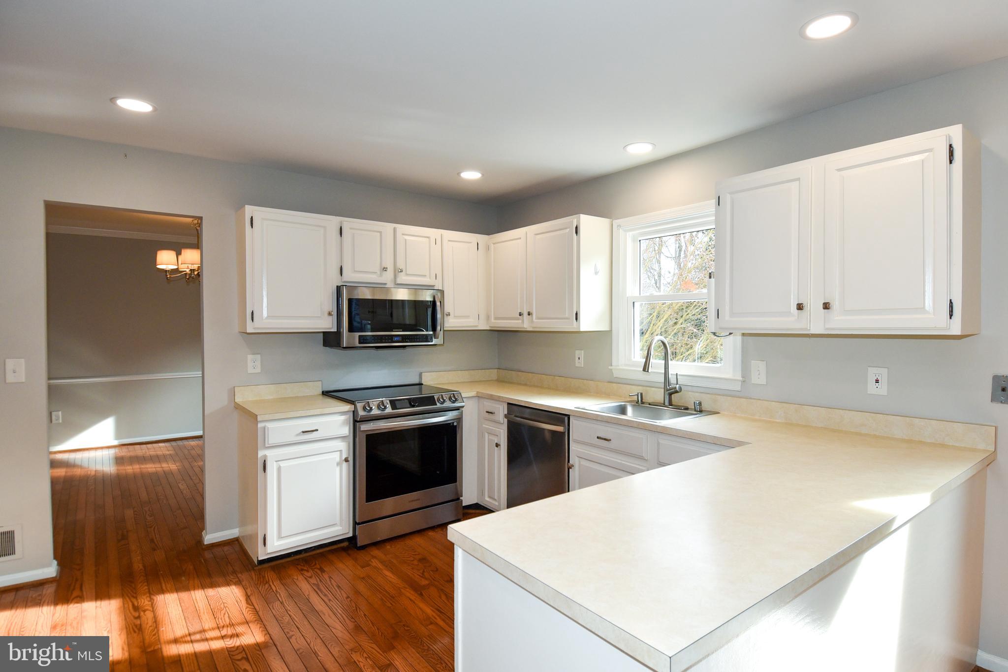 OLNEY OAKS - Residential Lease