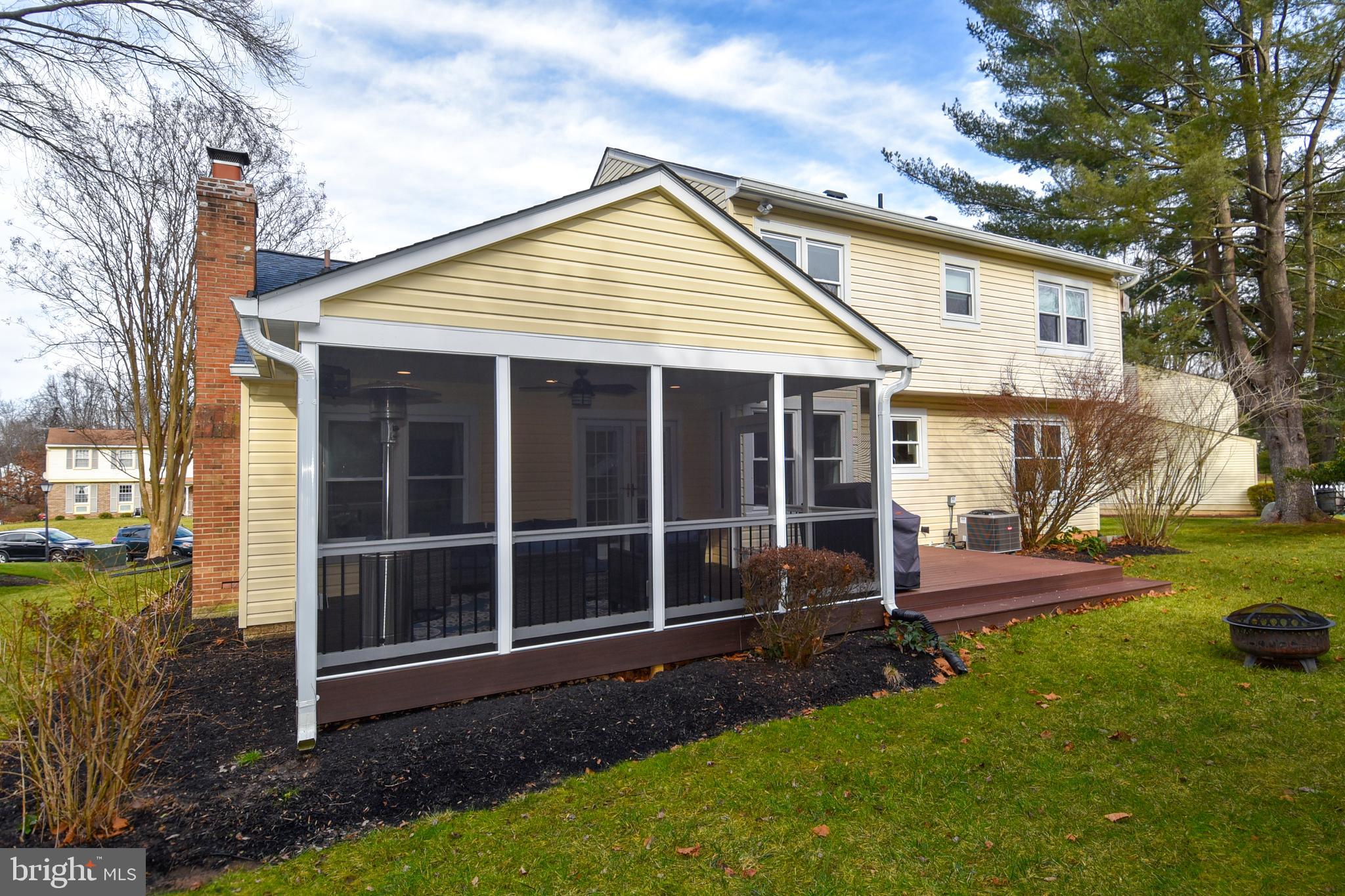 OLNEY OAKS - Residential Lease