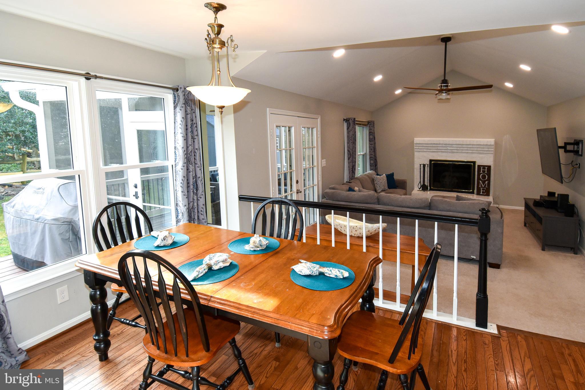 OLNEY OAKS - Residential Lease