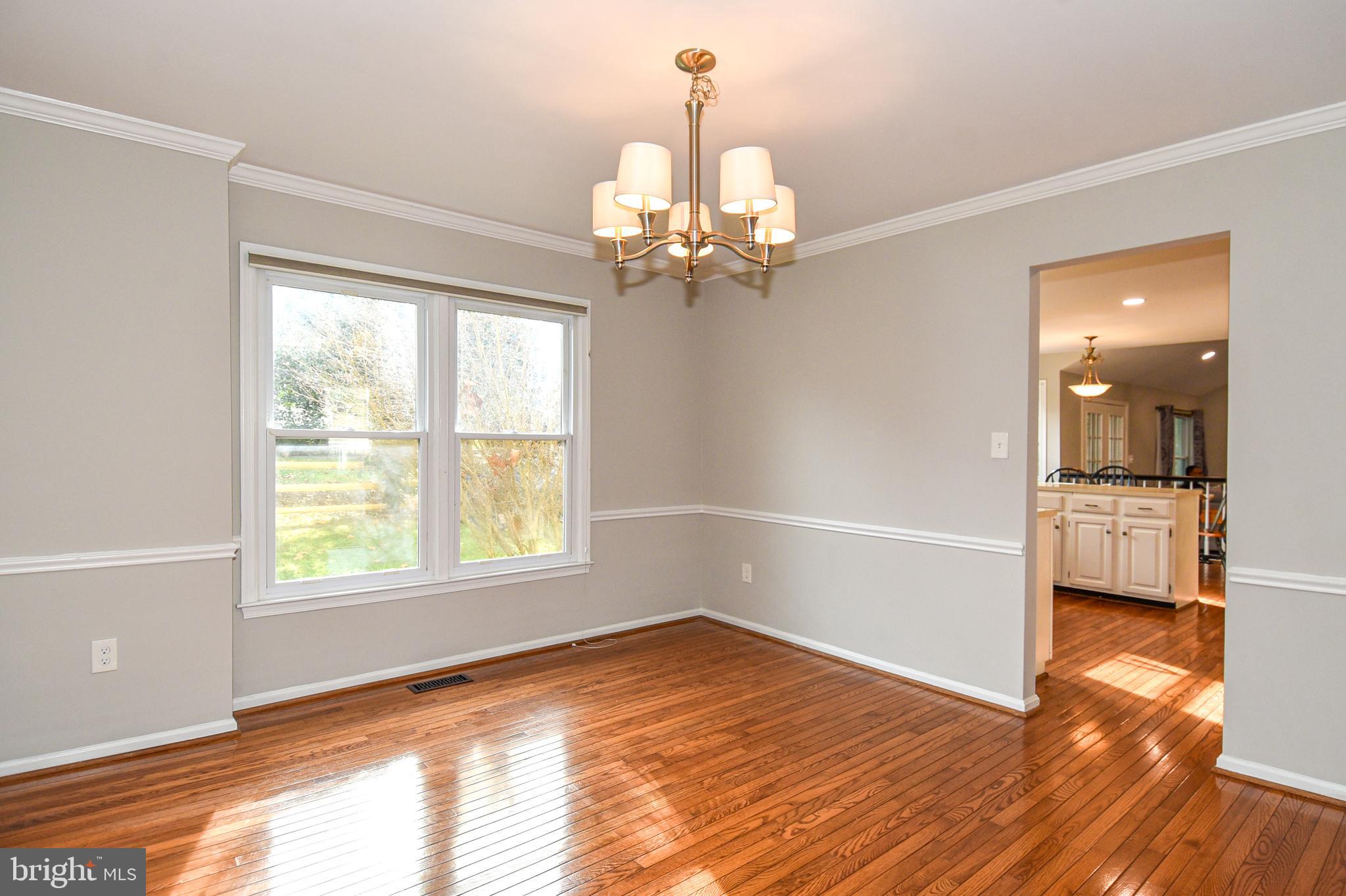 OLNEY OAKS - Residential Lease