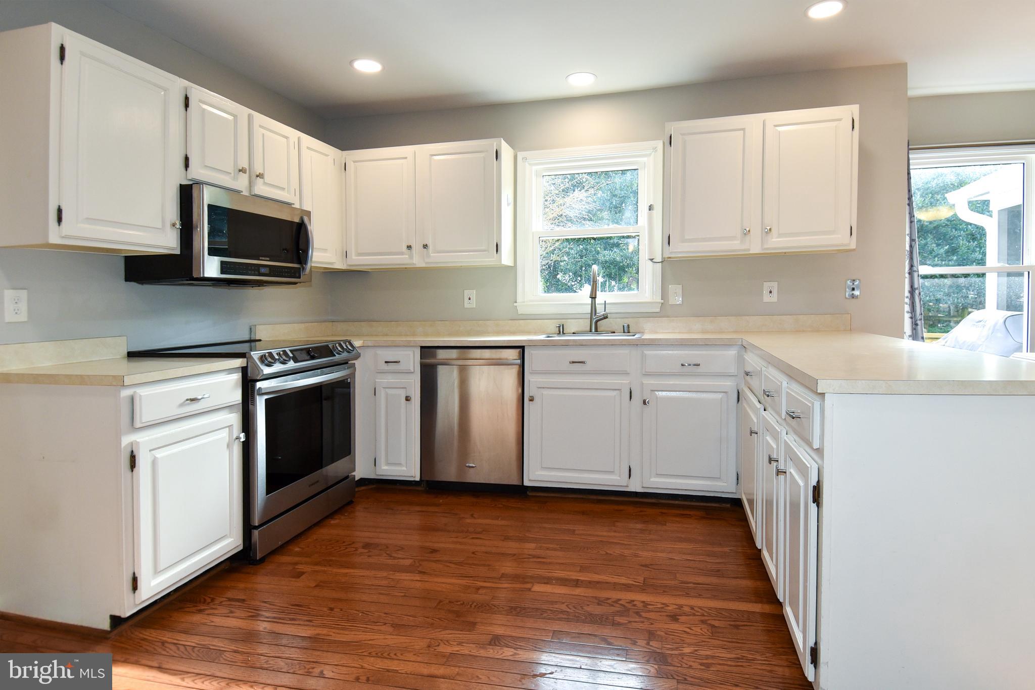 OLNEY OAKS - Residential Lease