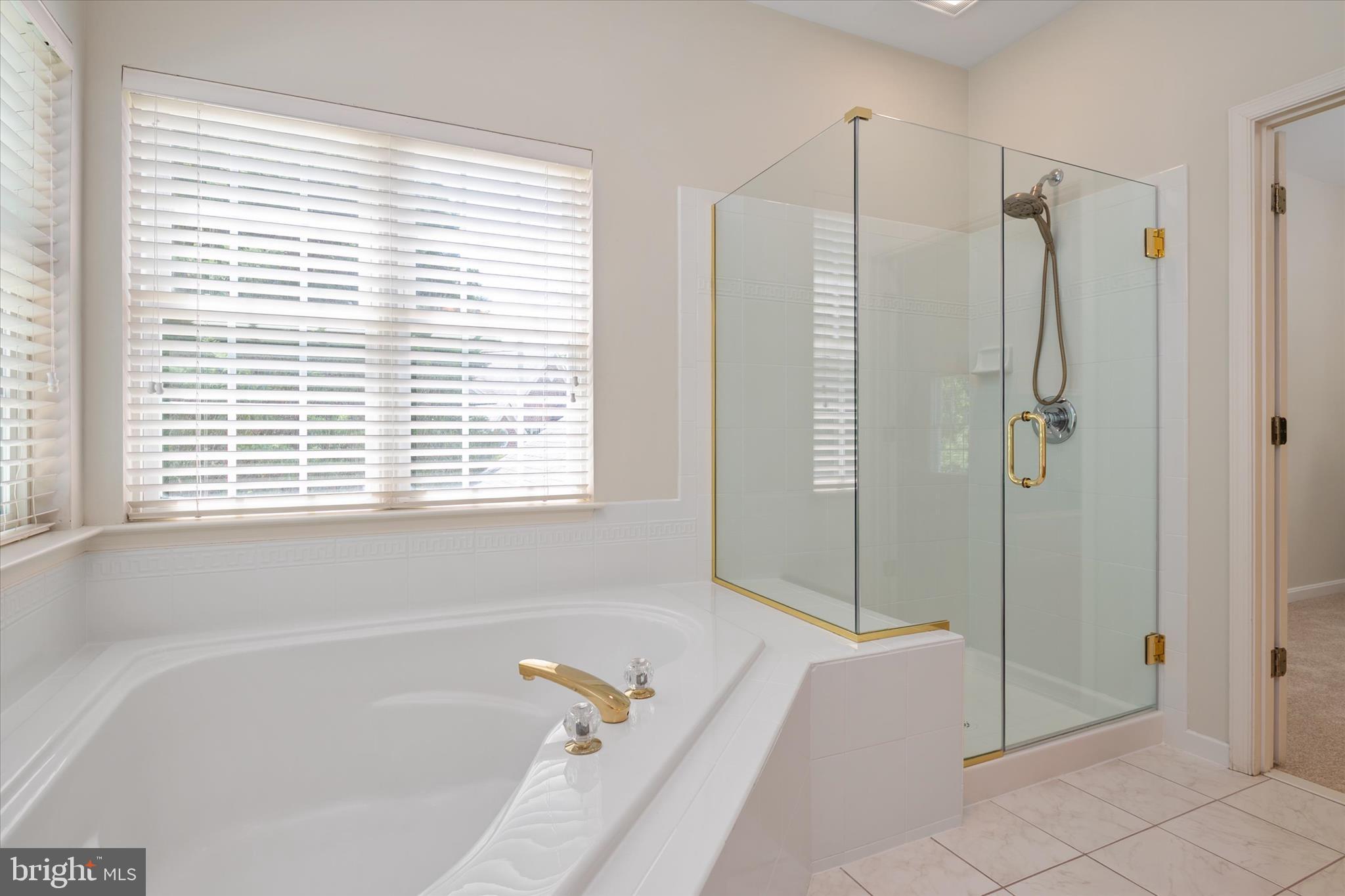 SAYBROOKE WOODS - Residential