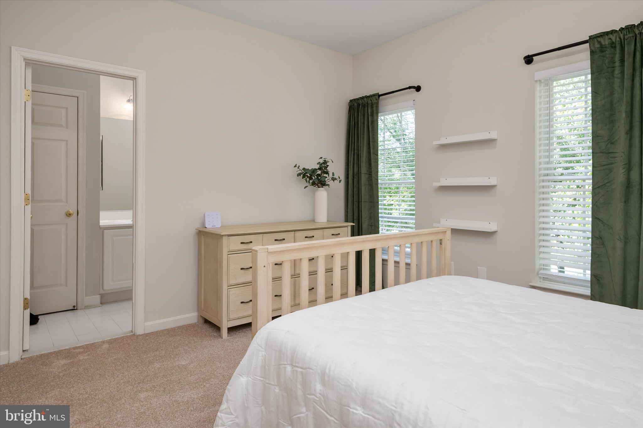 SAYBROOKE WOODS - Residential