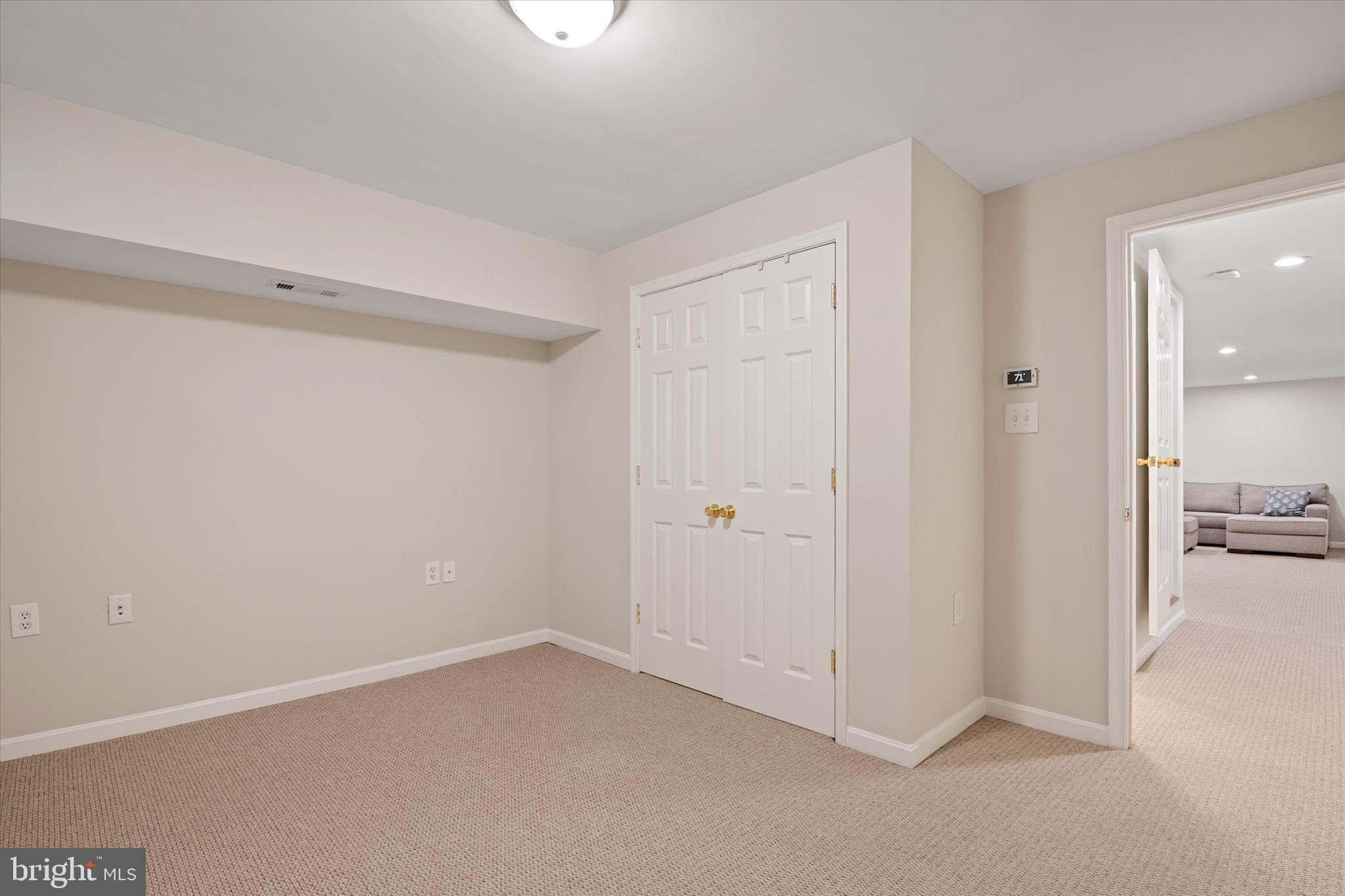 SAYBROOKE WOODS - Residential