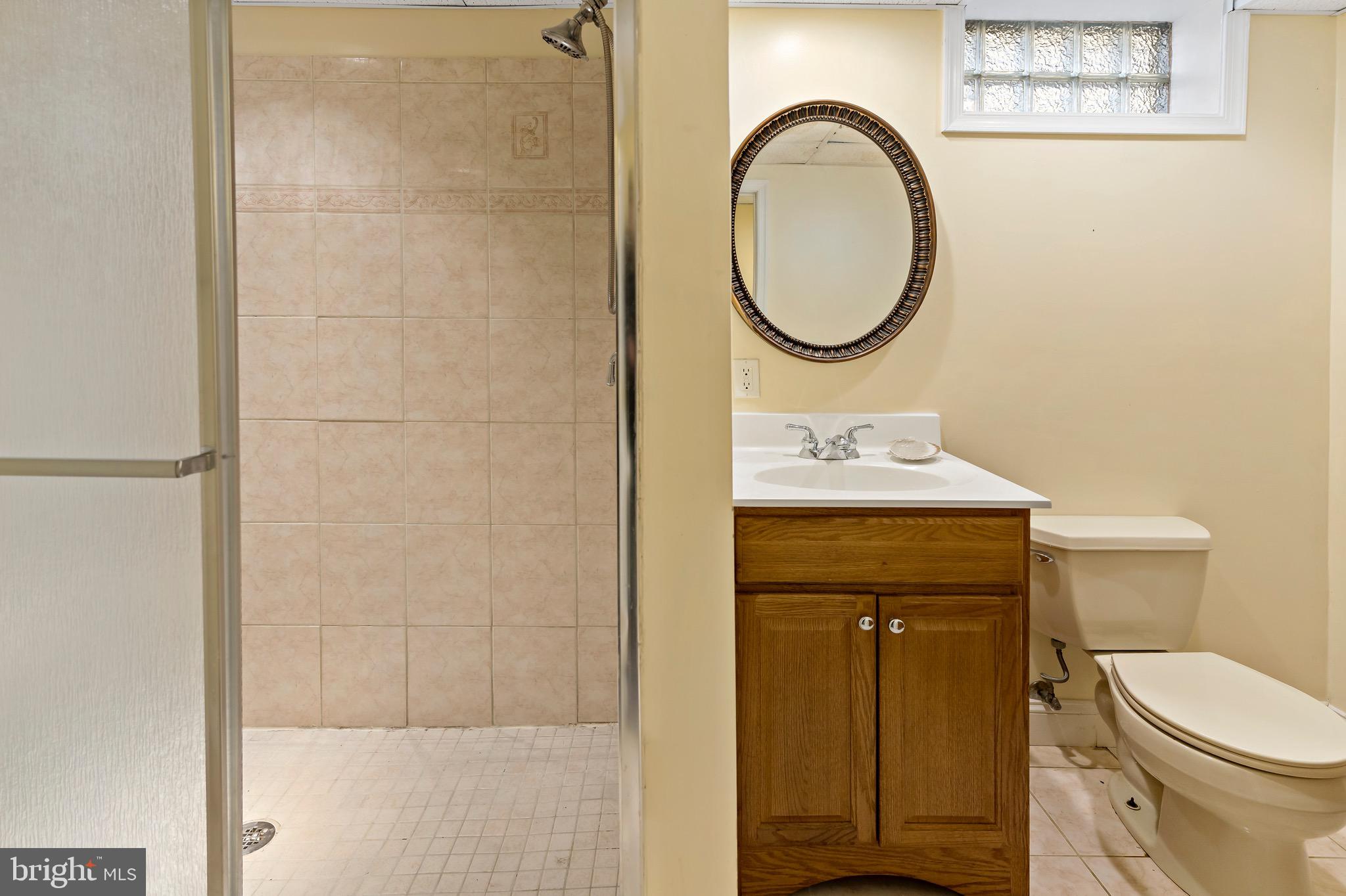 THE HIGHLANDS - Residential