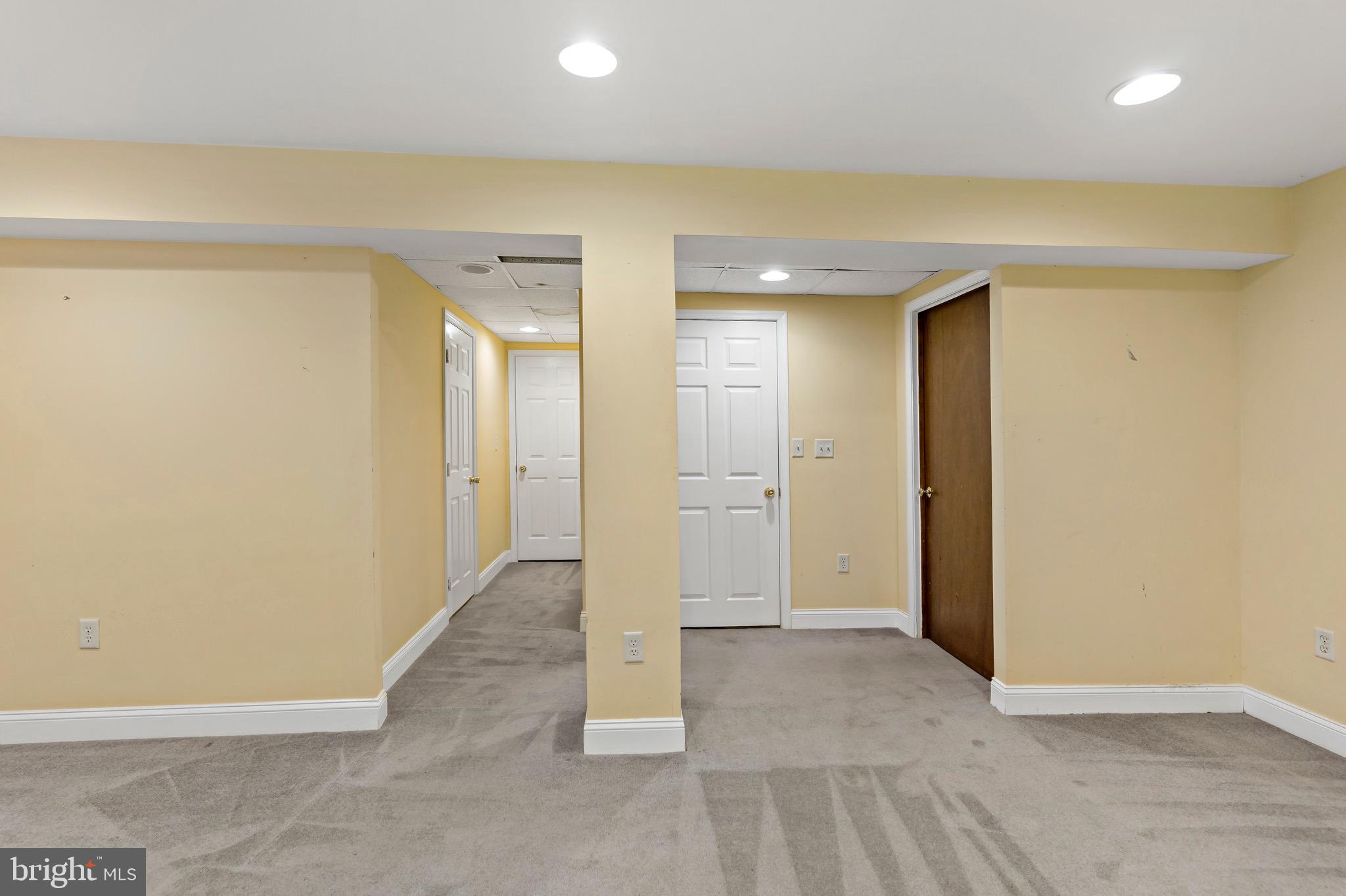 THE HIGHLANDS - Residential