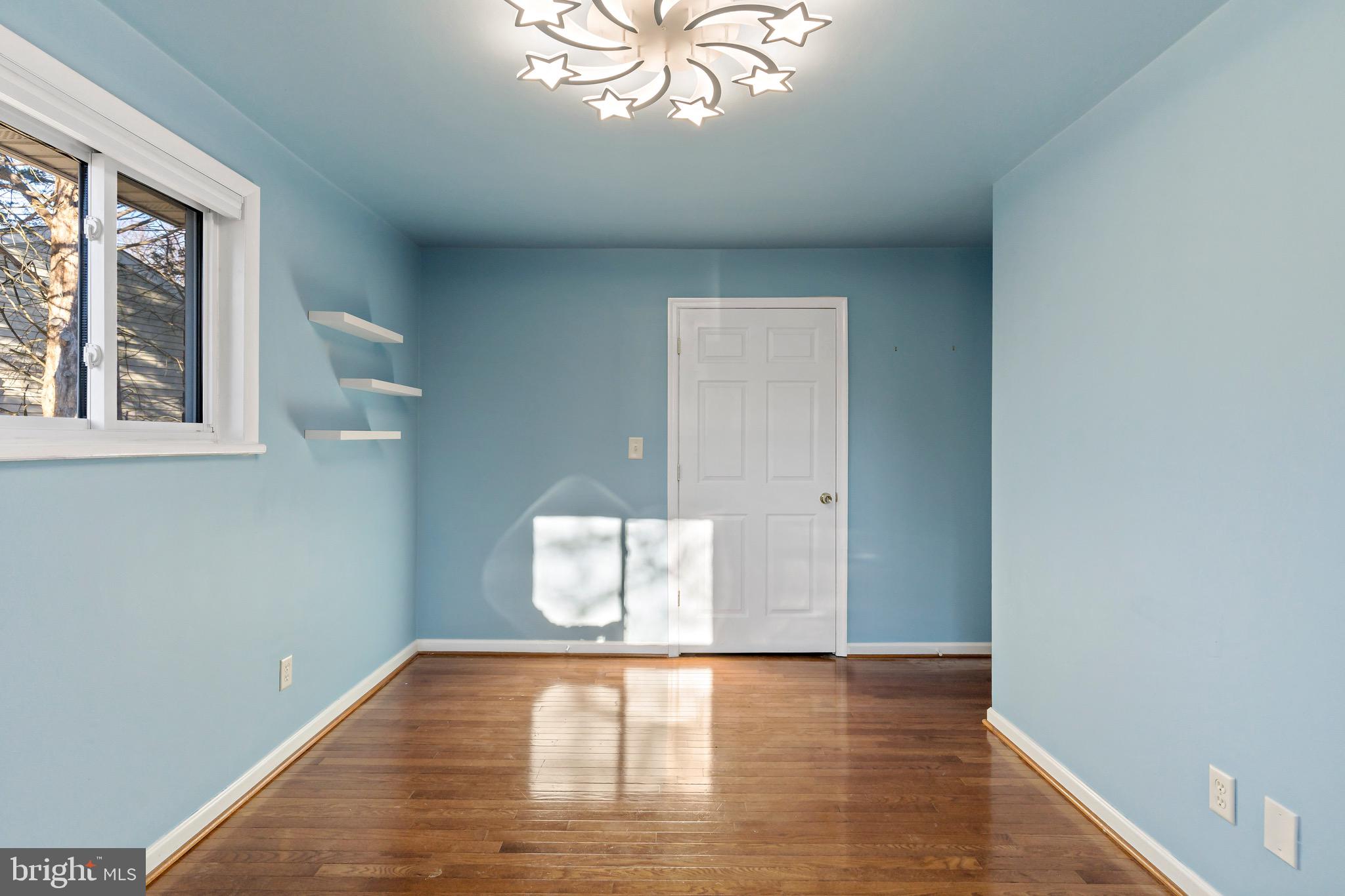 THE HIGHLANDS - Residential