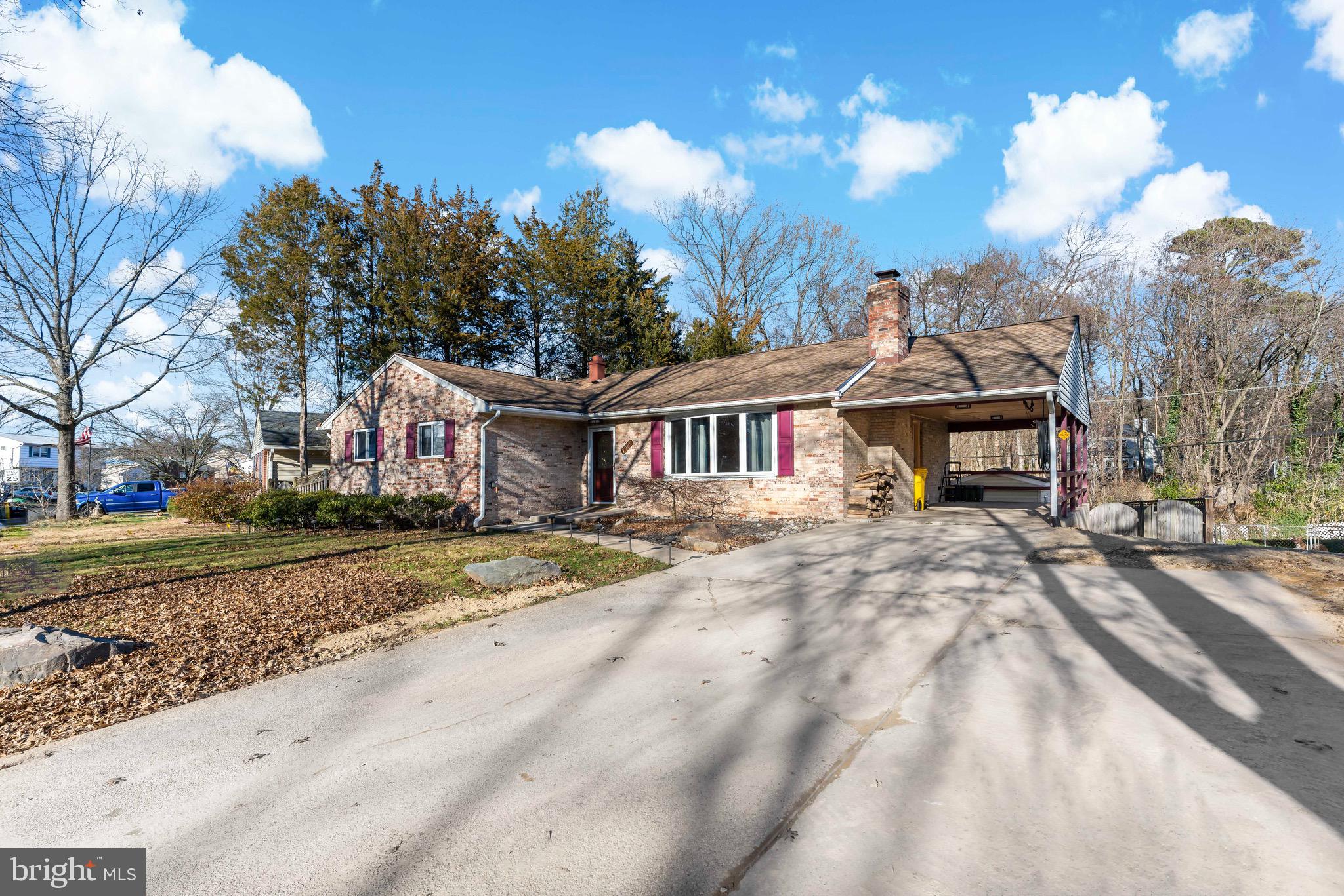 THE HIGHLANDS - Residential