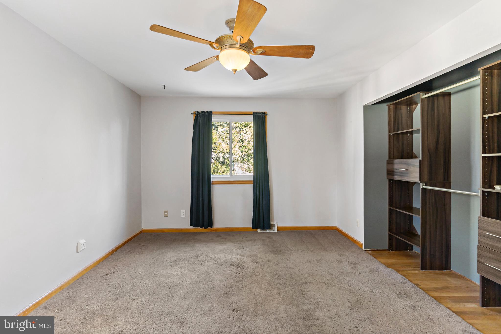 THE HIGHLANDS - Residential