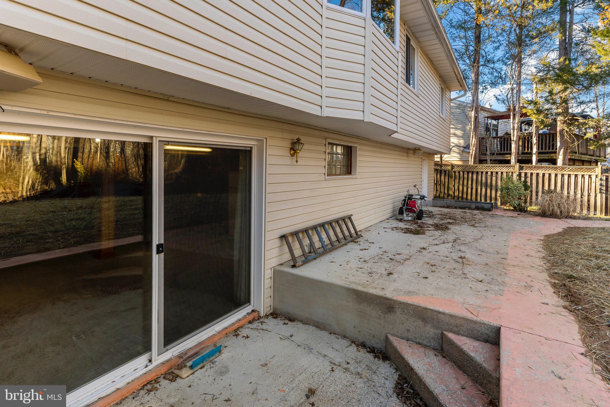 THE HIGHLANDS - Residential