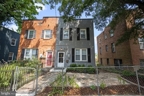 MLS: DCDC2257664