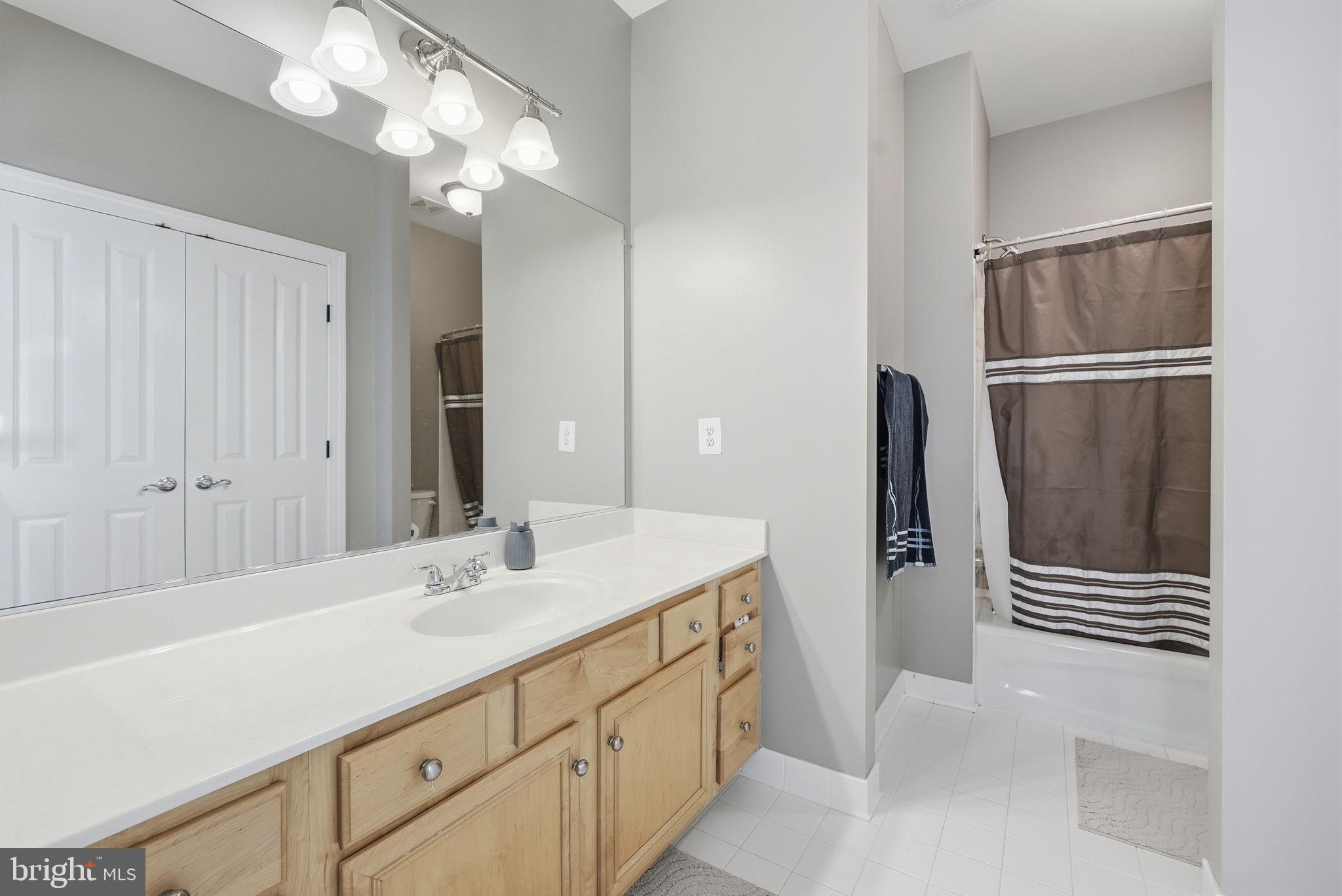 BRAMBLETON - Residential