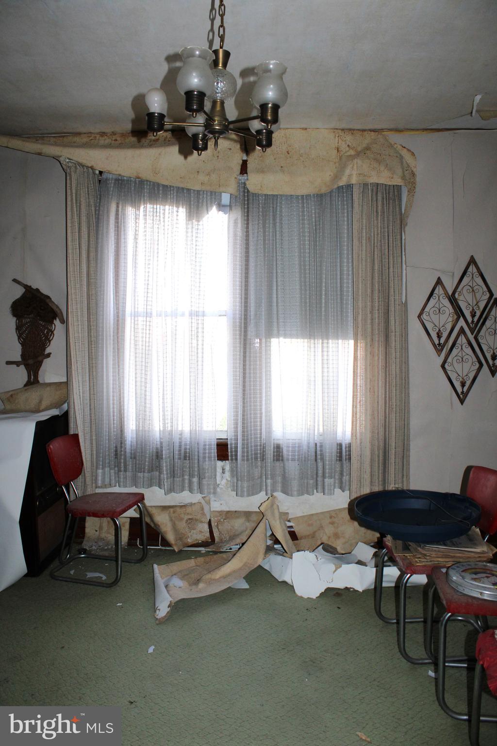 NORTH END - Residential