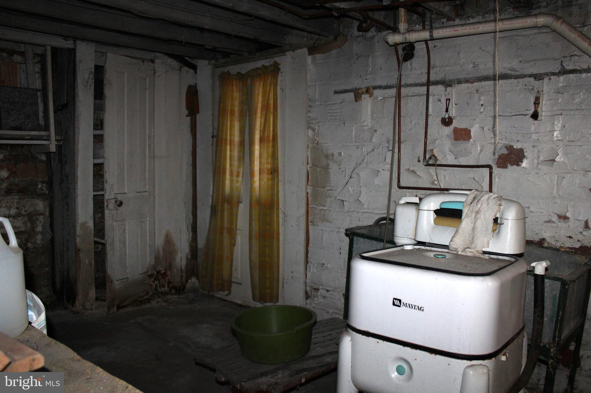 NORTH END - Residential