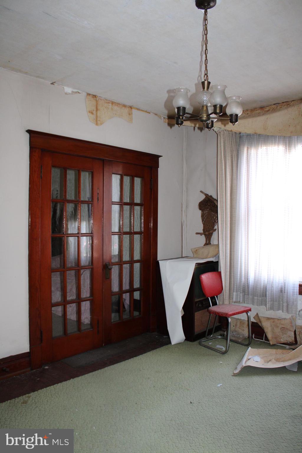 NORTH END - Residential