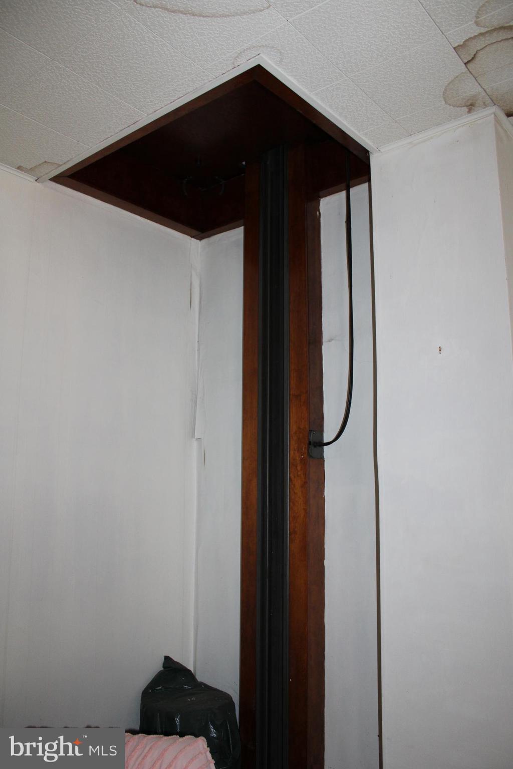 NORTH END - Residential