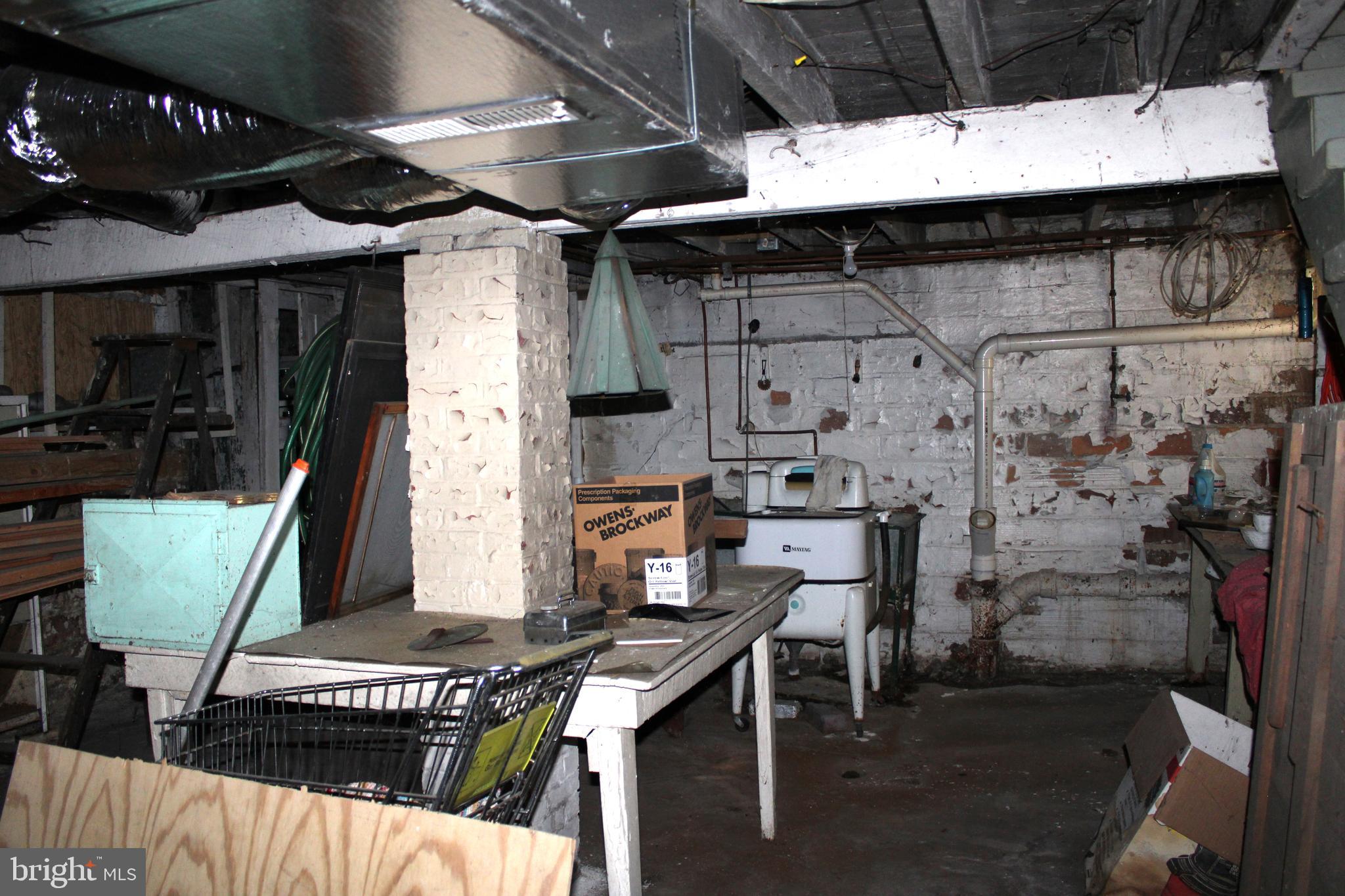 NORTH END - Residential