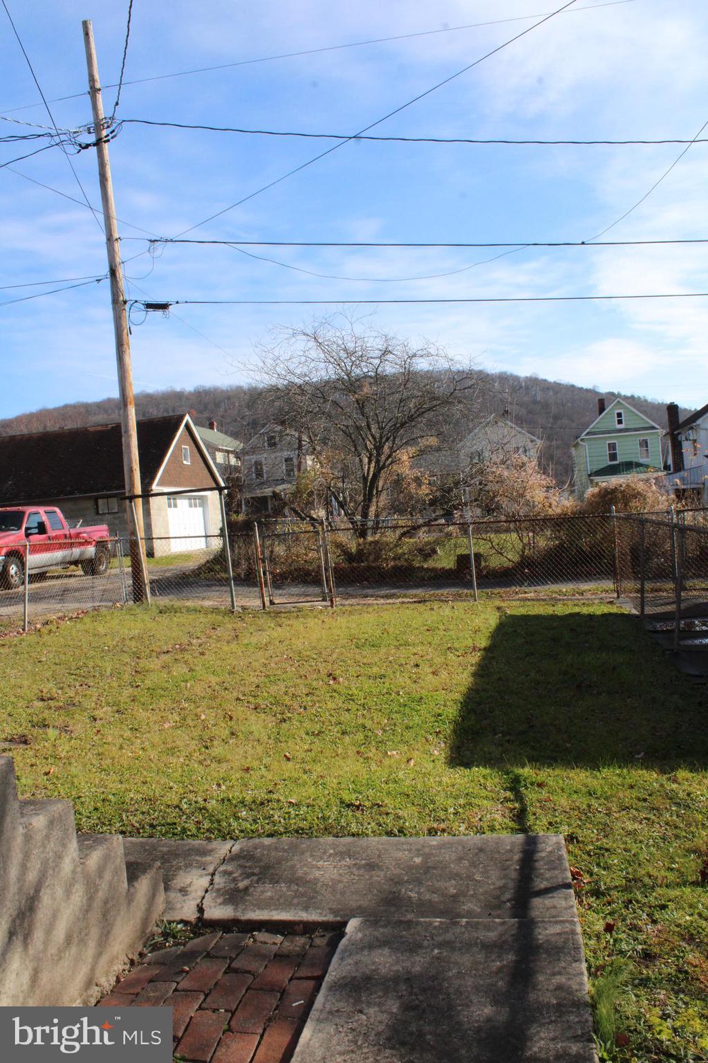 NORTH END - Residential