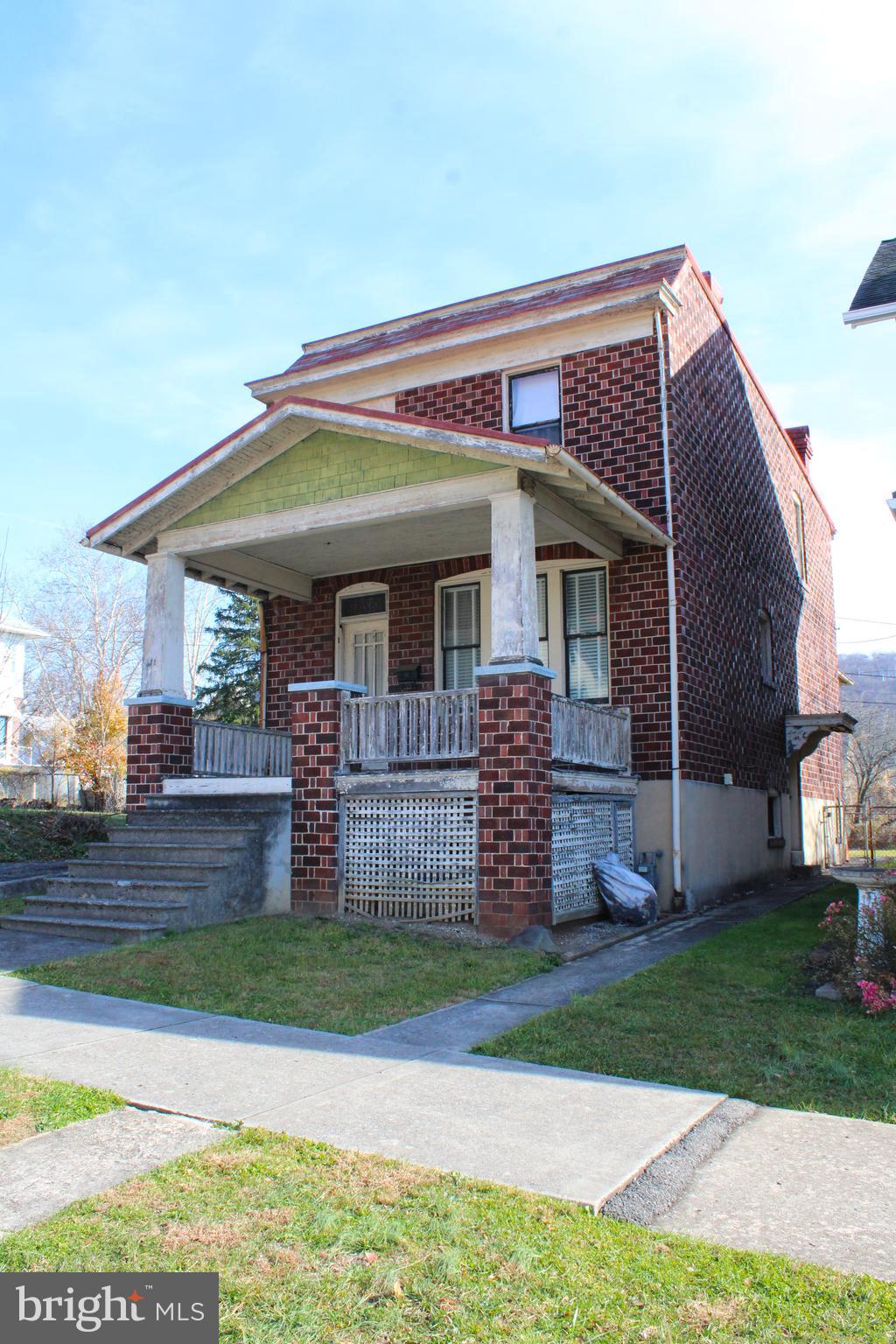 NORTH END - Residential