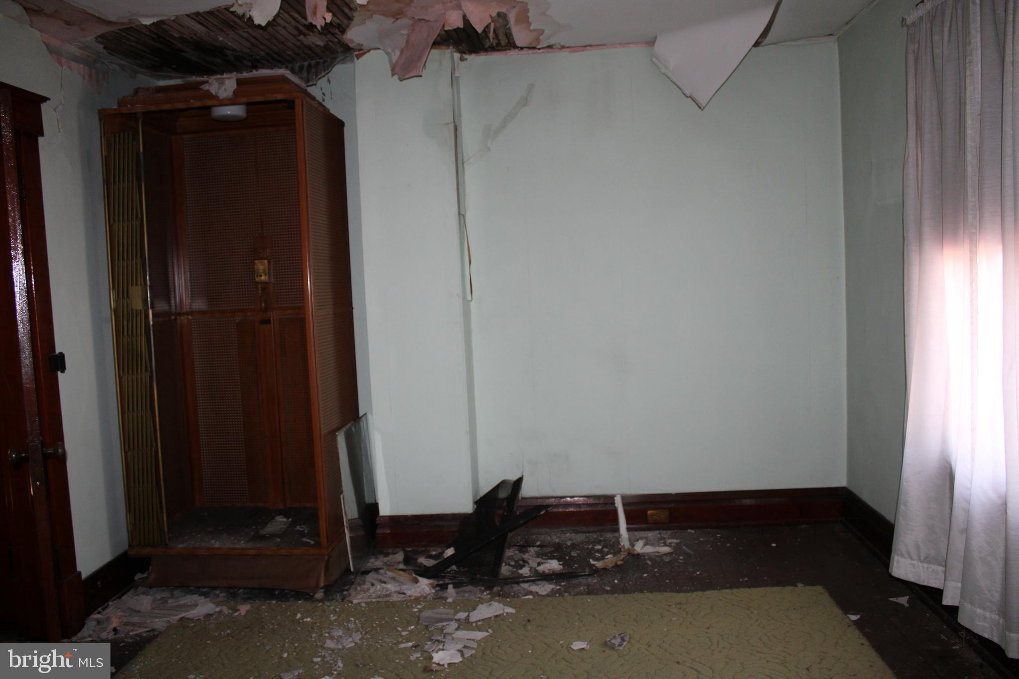 NORTH END - Residential