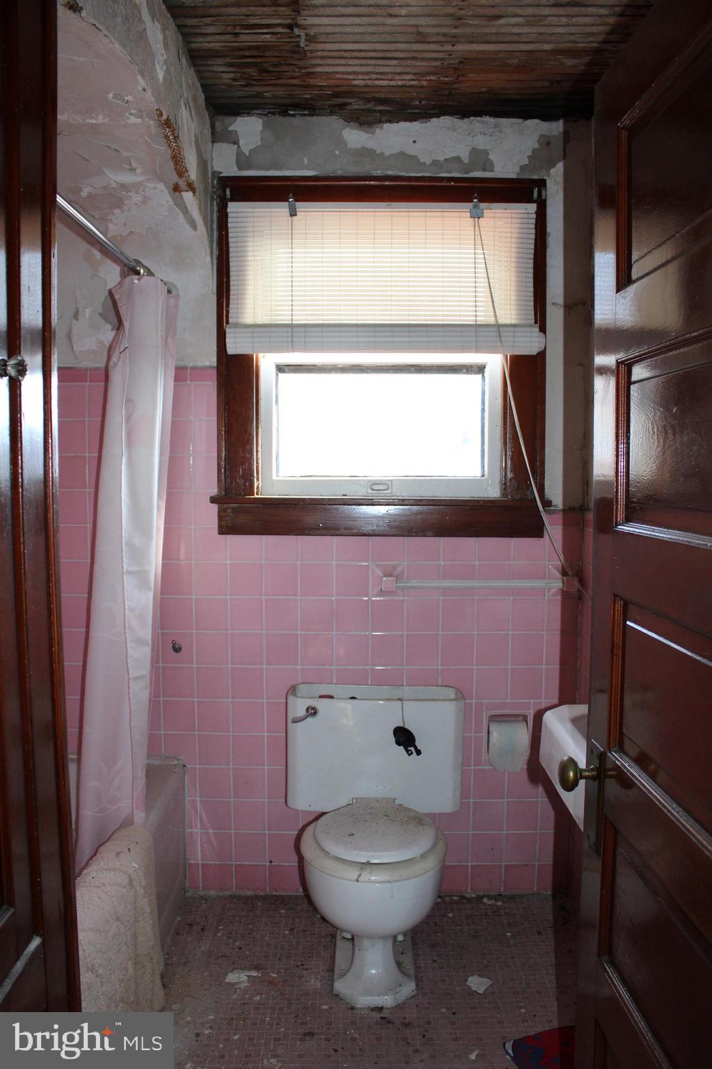 NORTH END - Residential