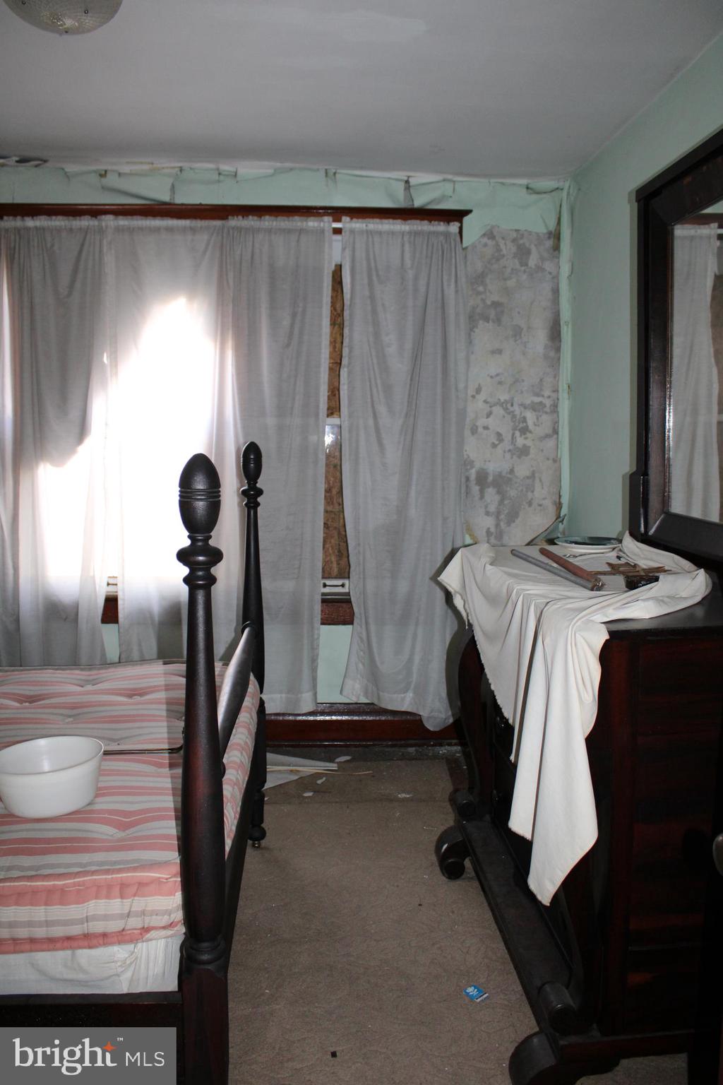 NORTH END - Residential